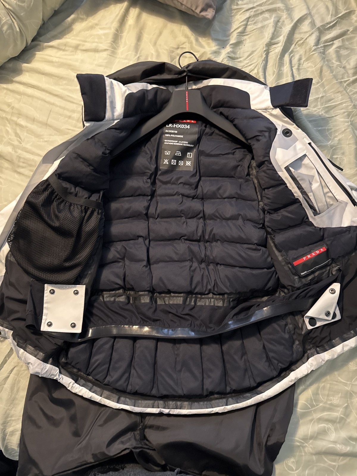 Prada Printed technical fabric ski windbreaker Size US L / EU 52-54 / 3 - 2 Thumbnail
