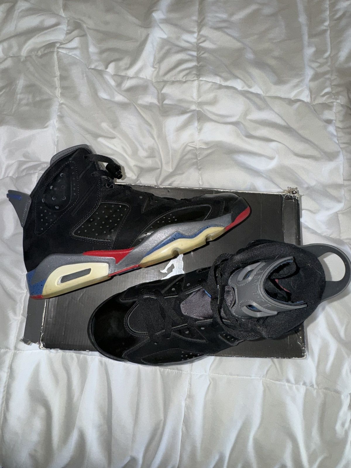 Jordan Brand Jordan 6 Retro Pistons 2010 Size US 9.5 / EU 42-43 - 2 Thumbnail