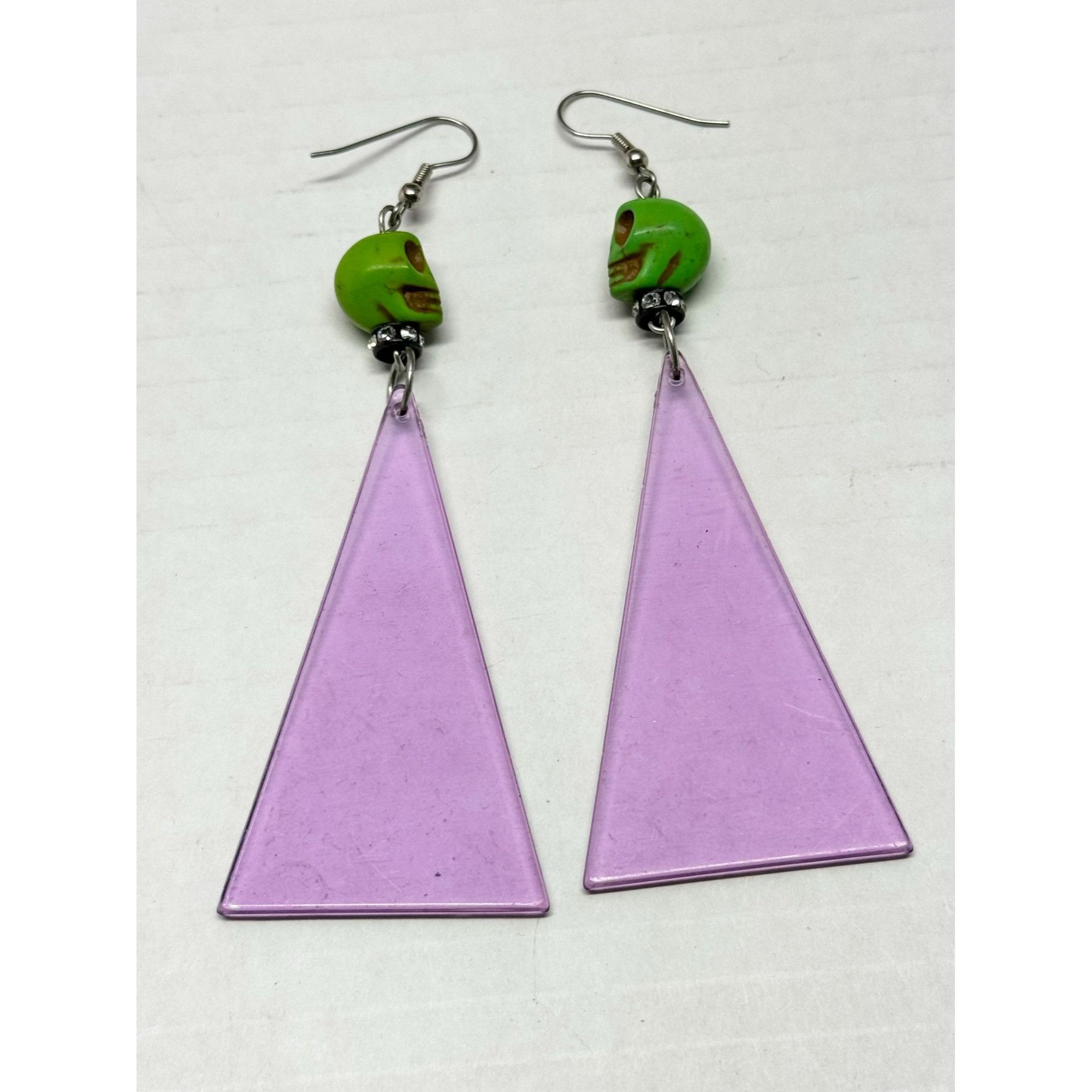Vintage Vintage Purple lucite rhinestone skull dangle drop earrings Size ONE SIZE - 2 Thumbnail