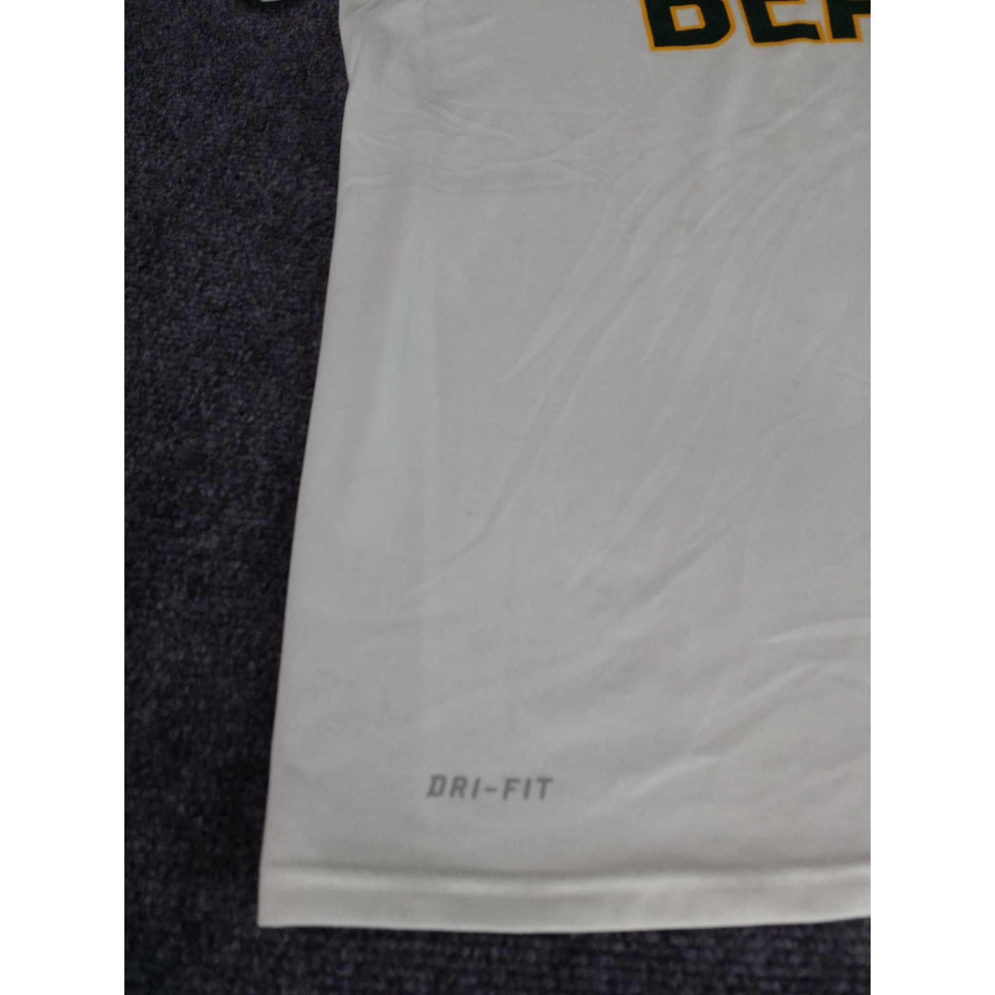 Nike Baylor Bears Nike NCAA Tshirt Men Sz L Dri-Fit White Athleti Size US L / EU 52-54 / 3 - 7 Thumbnail