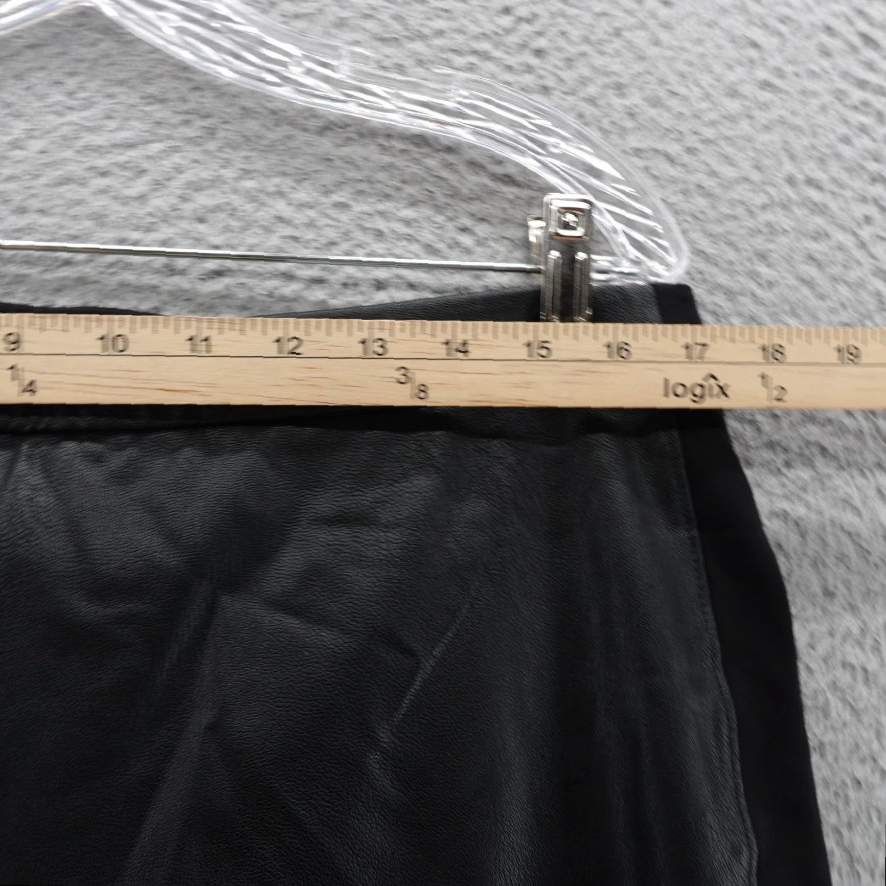 Vintage VINTAGE? No. NWT Chicos Leather Front Ponte Knit Slim Pants Size 3 US 16 Petite Black Womens Size 38" / US 16 / IT 52 - 6 Thumbnail