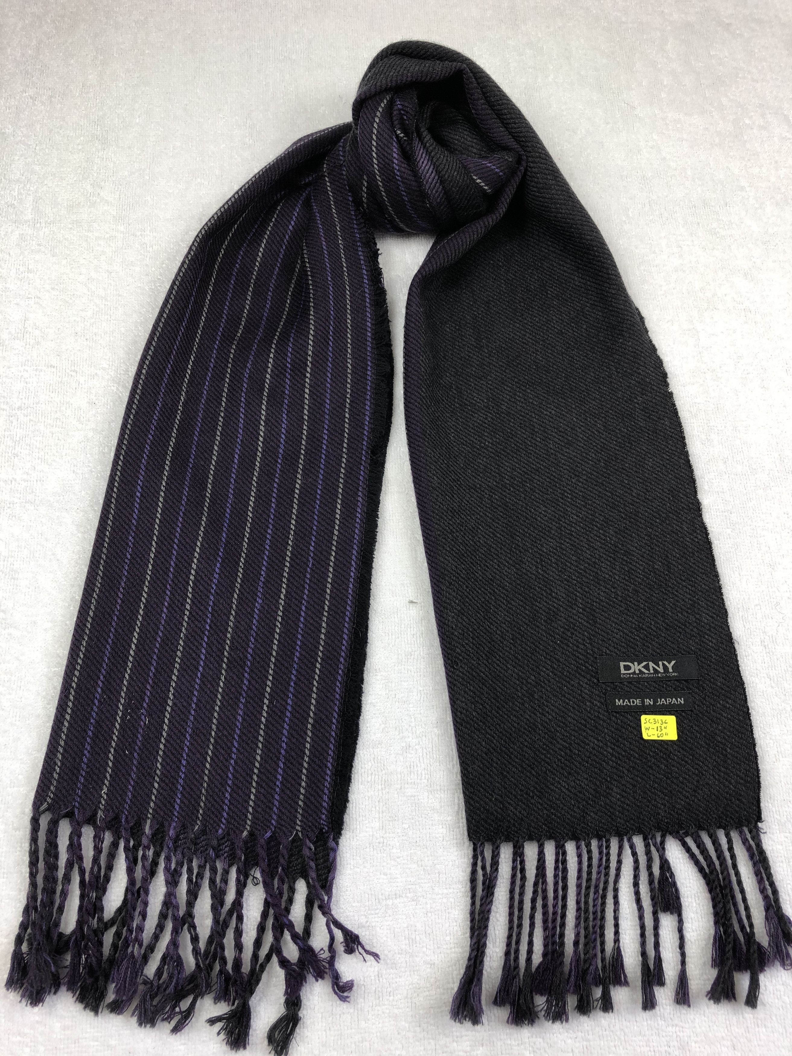 DKNY DKNY Scarf / Muffler / Neckwear Size ONE SIZE - 1 Thumbnail