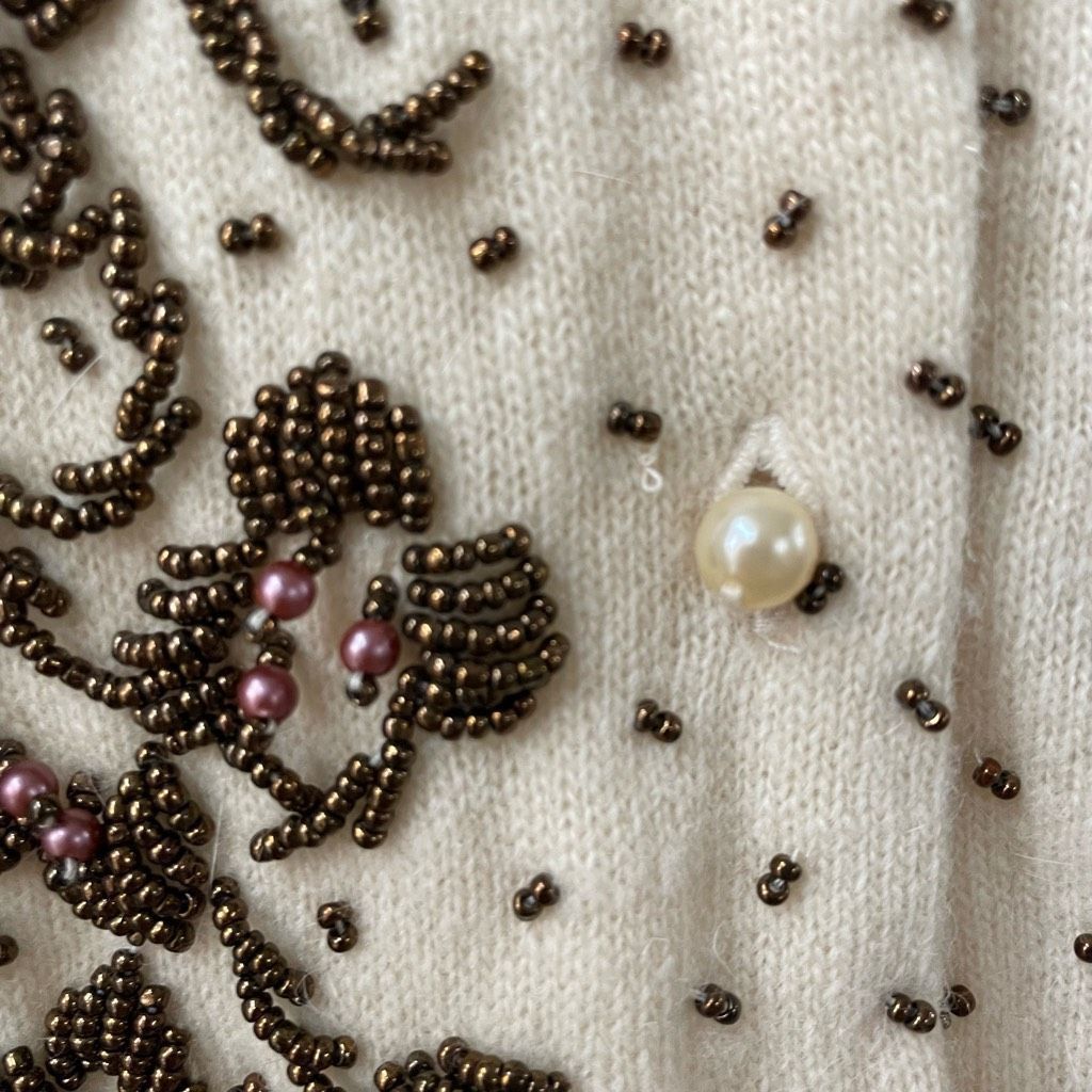 Vintage New NOS NWT Vintage 50s Beaded Pearl Button Cardigan Ivory B Size S / US 4 / IT 40 - 7 Thumbnail