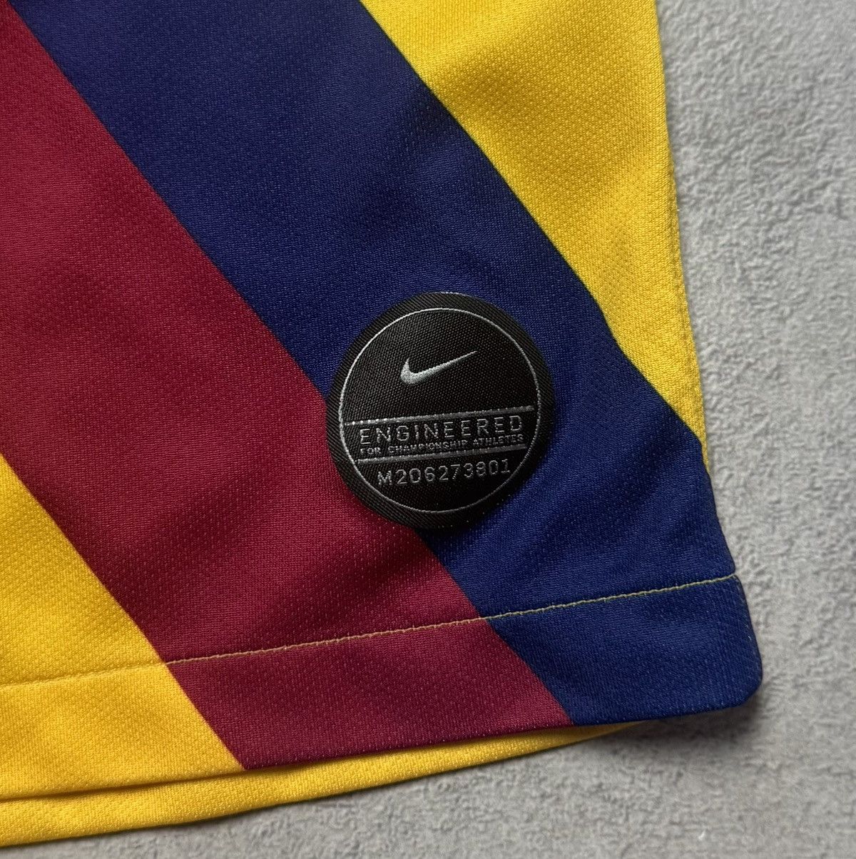 Nike Barcelona 2019 2020 Away Football Shirt Soccer Jersey Nike Size US M / EU 48-50 / 2 - 11 Thumbnail