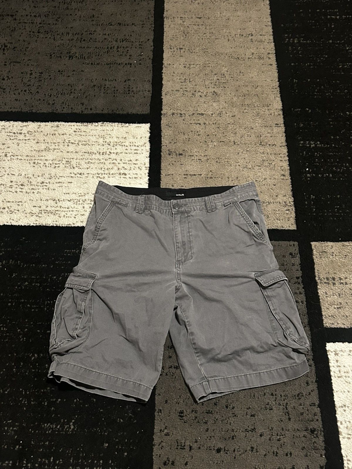Hurley Men’s Vintage HURLEY Cargo Shorts | Y2K | Size US 34 / EU 50 - 1 Thumbnail