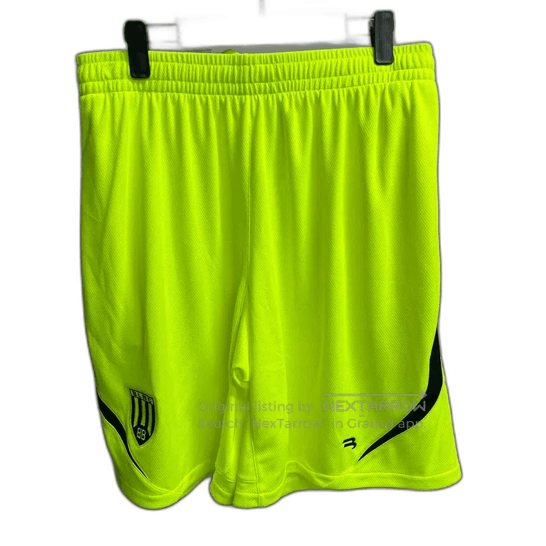 Balenciaga balenciaga's new fluorescent green embroidered football log Size US 32 / EU 48 - 1 Thumbnail