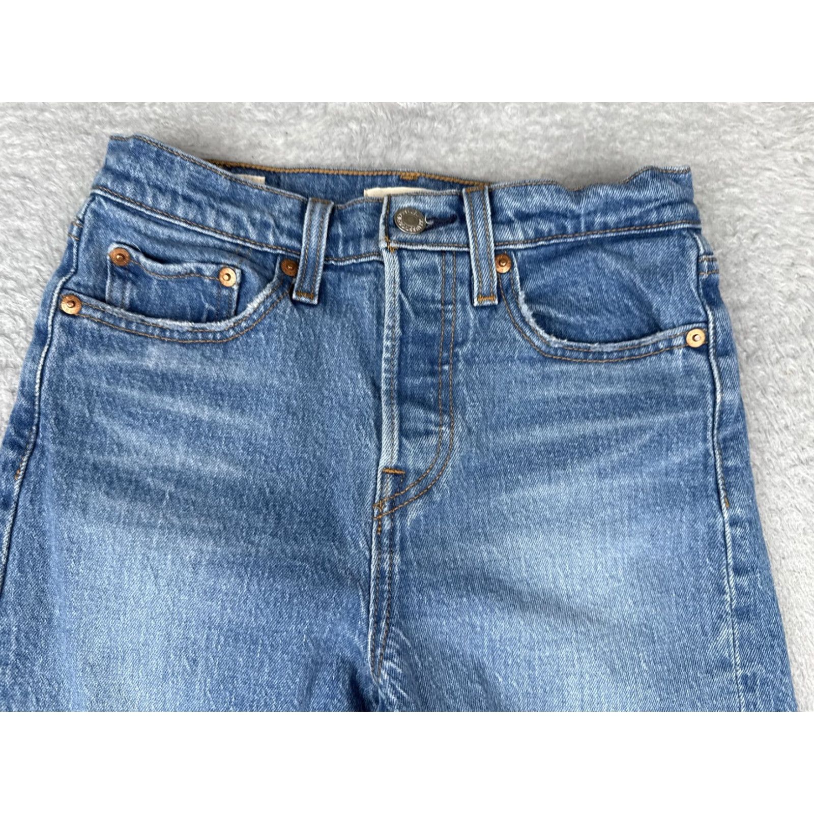 Levi's VINTAGE Levis Jeans Womens 25 Blue Wedgie High Rise Button Fly Distressed Ankle - Levi's Wedgie Fit 90s Retro Womens Jeans Size 42" / US 20 - 4 Thumbnail