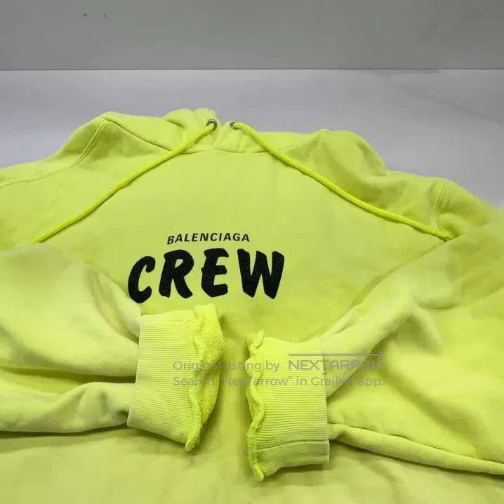 Balenciaga Balenciaga Crew Neon Yellow Hoodie. Size US S / EU 44-46 / 1 - 7 Thumbnail