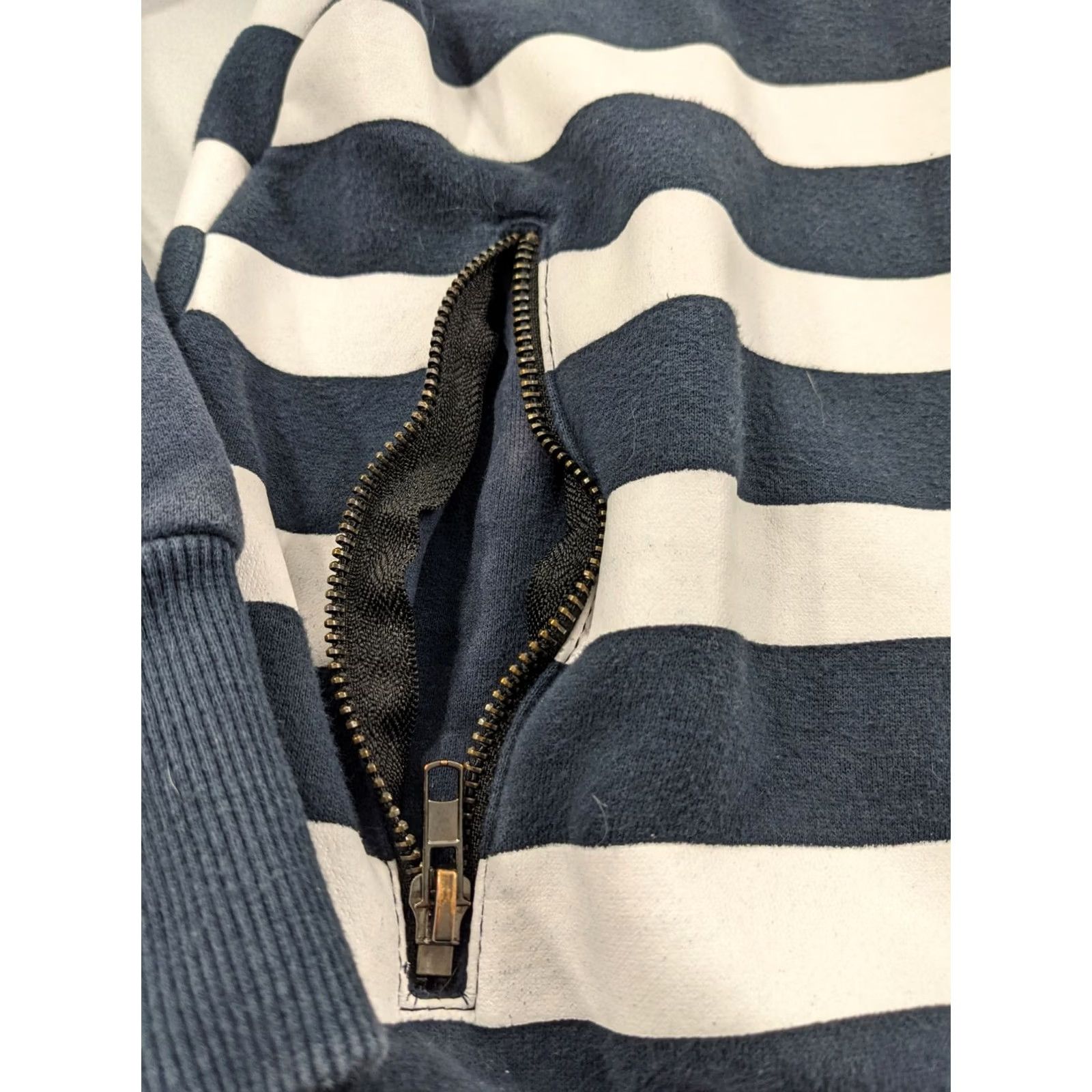 Vintage Effectus Clothing Mens Navy Striped Quarter Zip Hoodie W/Pockets Size Medium Size US M / EU 48-50 / 2 - 4 Thumbnail