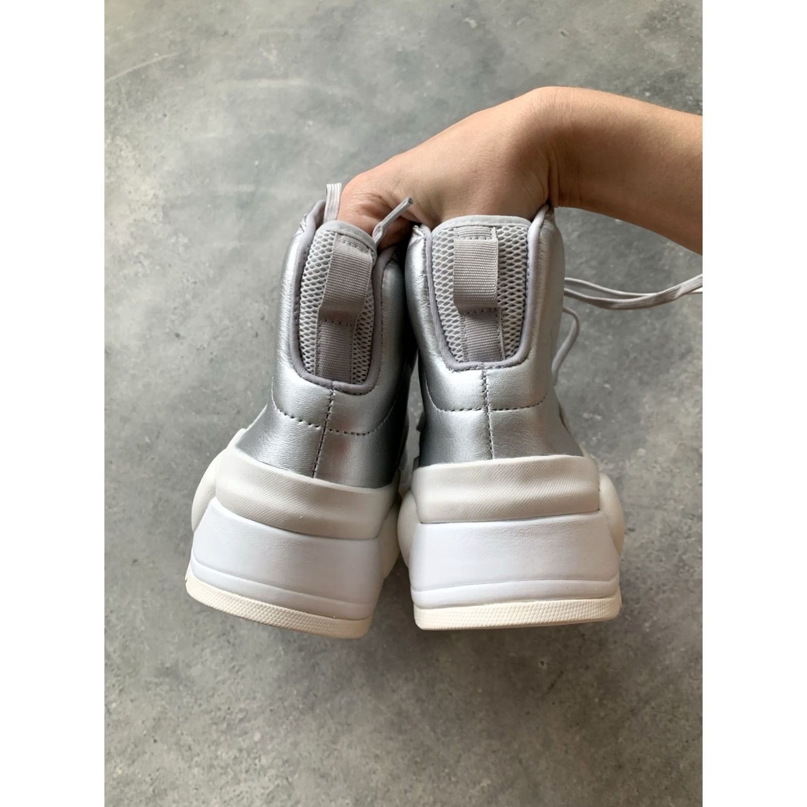 Adidas ADIDAS Y-3 HOKORI SILVER HI SNEAKER Y-3 LADIES US 9, UK 7.5, EUR 41 1/3, 260 mm, Leather, High Top, 2019, Sneakers, Nike? Size US 8 / IT 38 - 5 Thumbnail