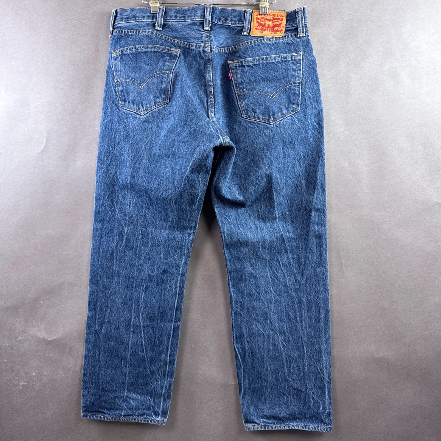 Levi's Levi's 501 Jeans Mens 36x28 Blue Denim Button Fly Straight Pockets Vintage No (Tag38x30) Size US 38 / EU 54 - 5 Thumbnail