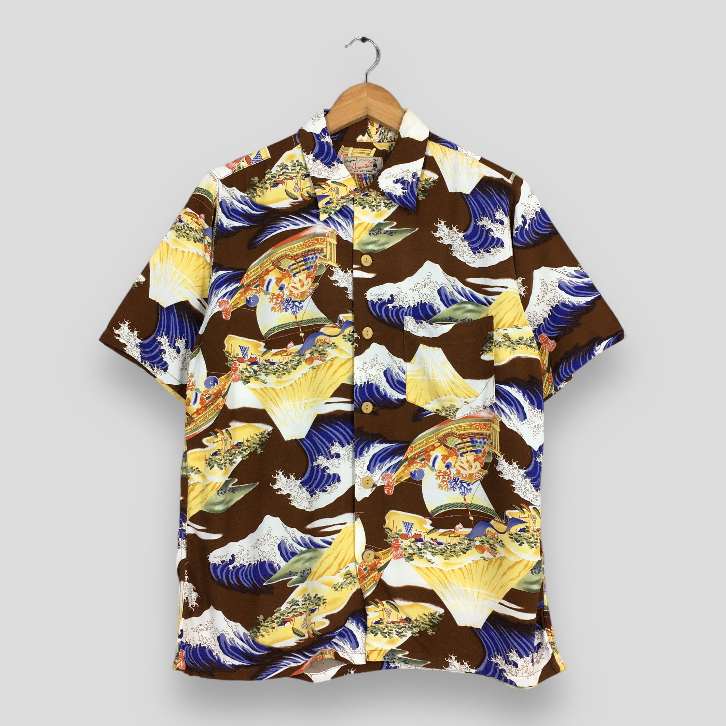 image of Aloha Wear x Kimono Japan Dragon Vintage Hawaiian Japanese Fuji Mountain Rayon Shirt Medium, Men's