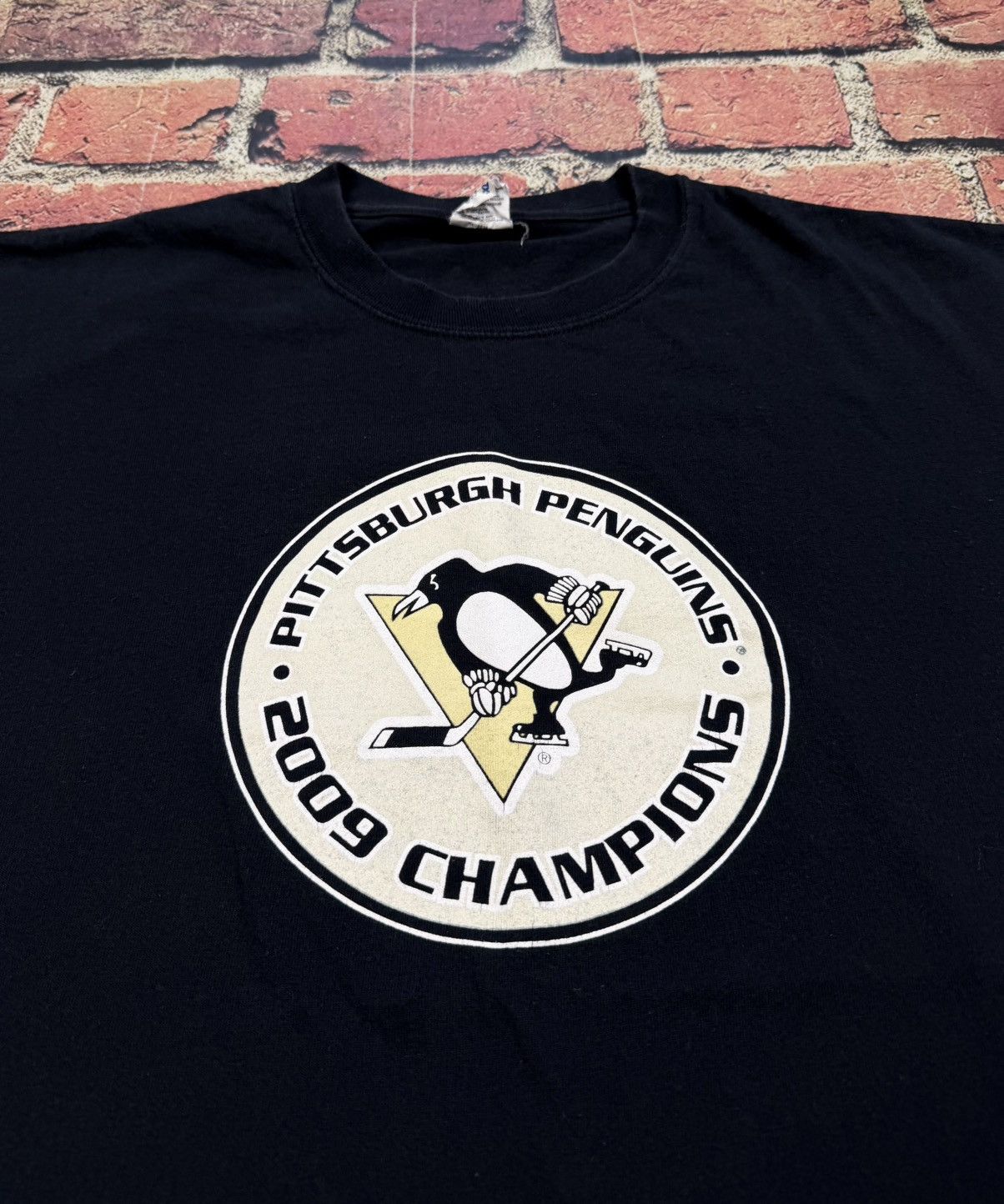 Anvil Pittsburgh Penguins 2009 Stanley Cup Tee Labatt Blue Light Size US XL / EU 56 / 4 - 2 Thumbnail