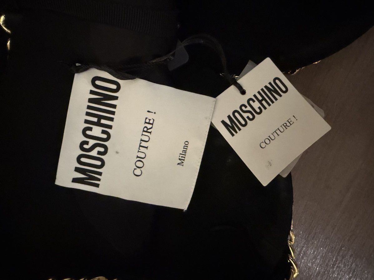 Moschino Moschino black dress with gold chains Size M / US 6-8 / IT 42-44 - 3 Thumbnail