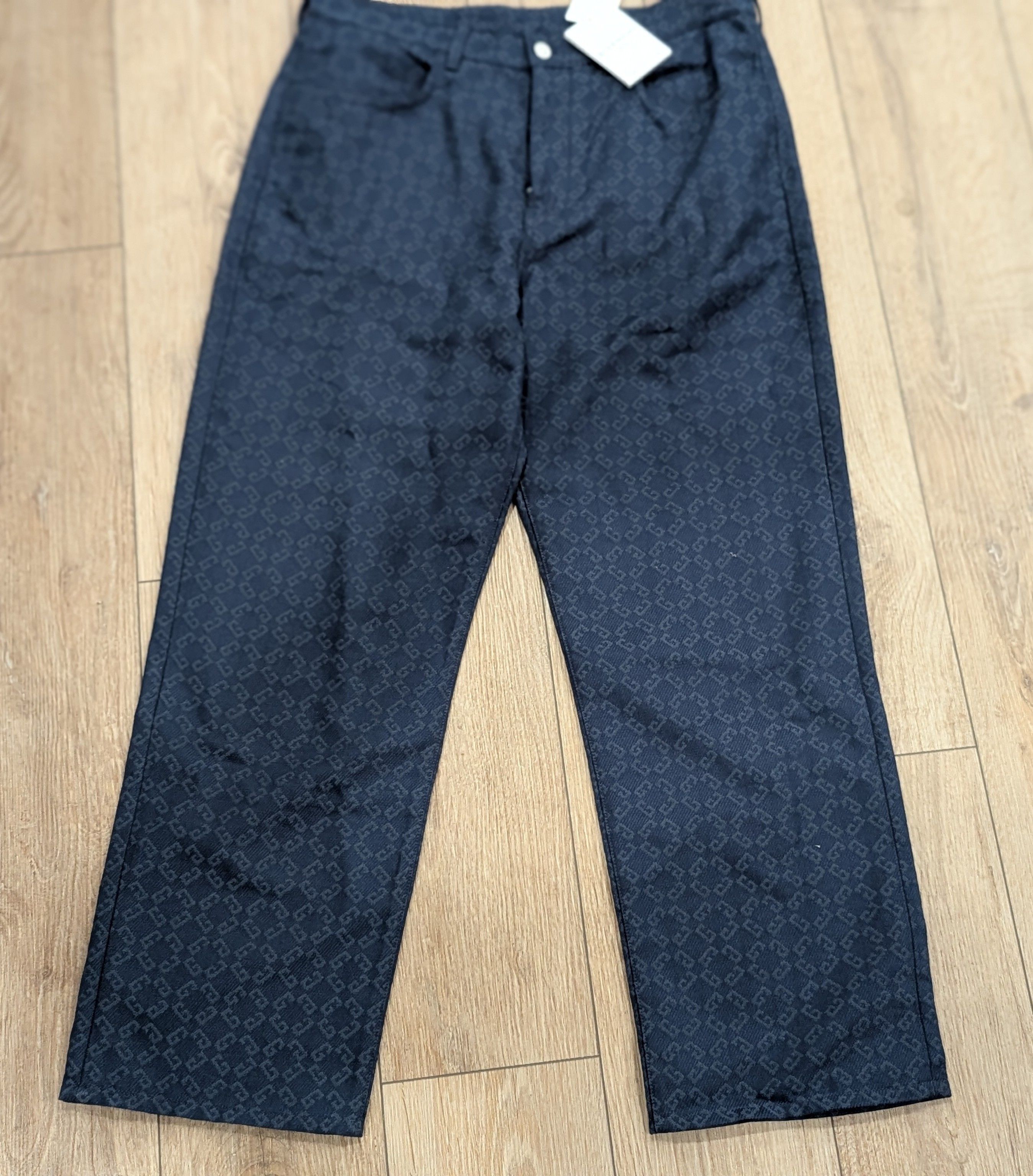 【送料&関税込】Givenchy Monogram Denim Jeans Givenchy Givenchy Monogram Denim Jeans (Denim,Jeans) IFCHIC.COM