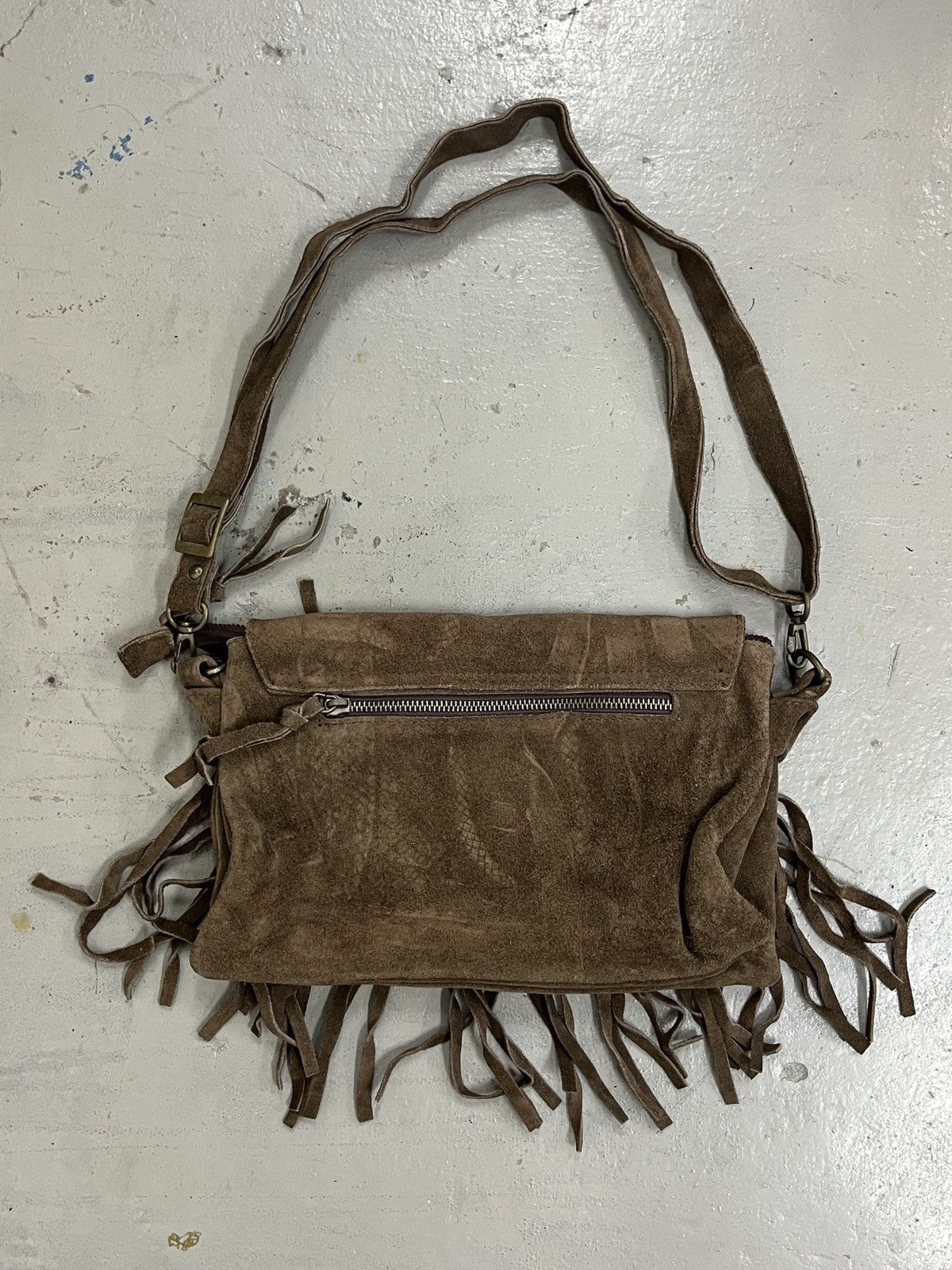GOA 2000s GOA Fringe Brown Cowhide Suede Leather Sling Bag Size ONE SIZE - 22 Thumbnail
