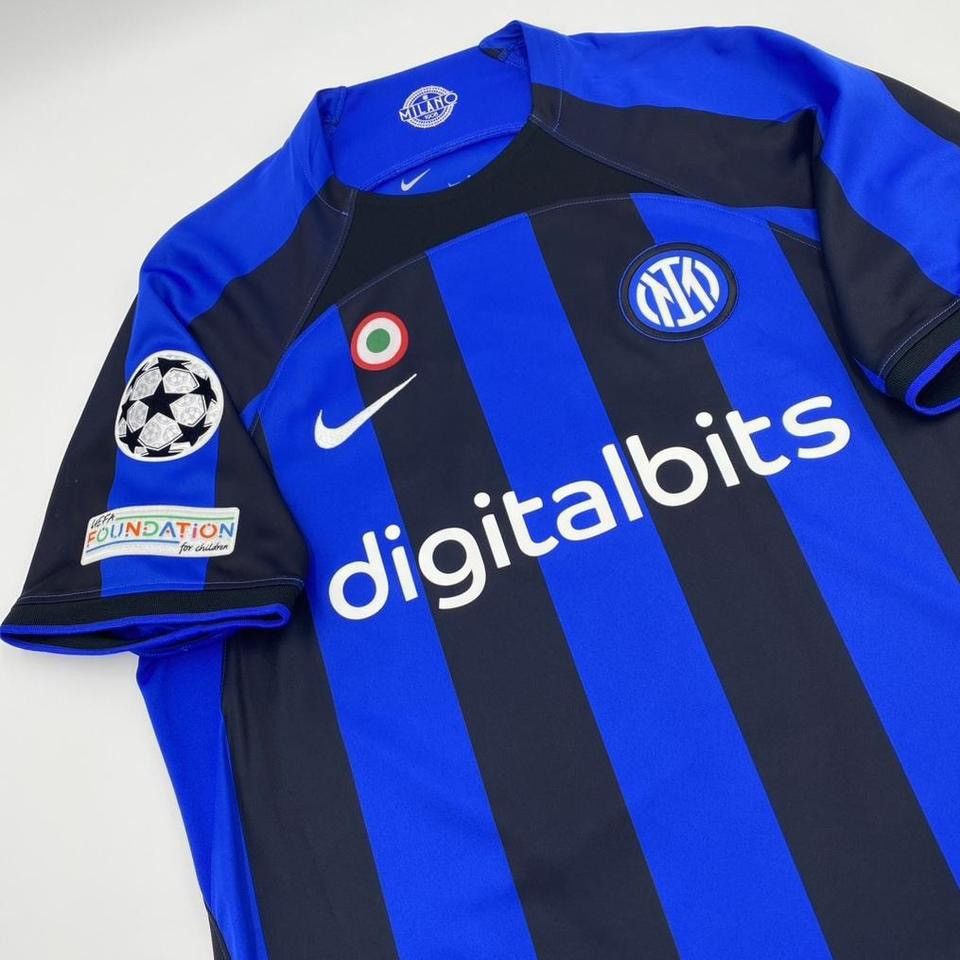 Nike Inter Milan Lautaro Martinez 2022 23 home UCL Jersey Size US L / EU 52-54 / 3 - 6 Thumbnail