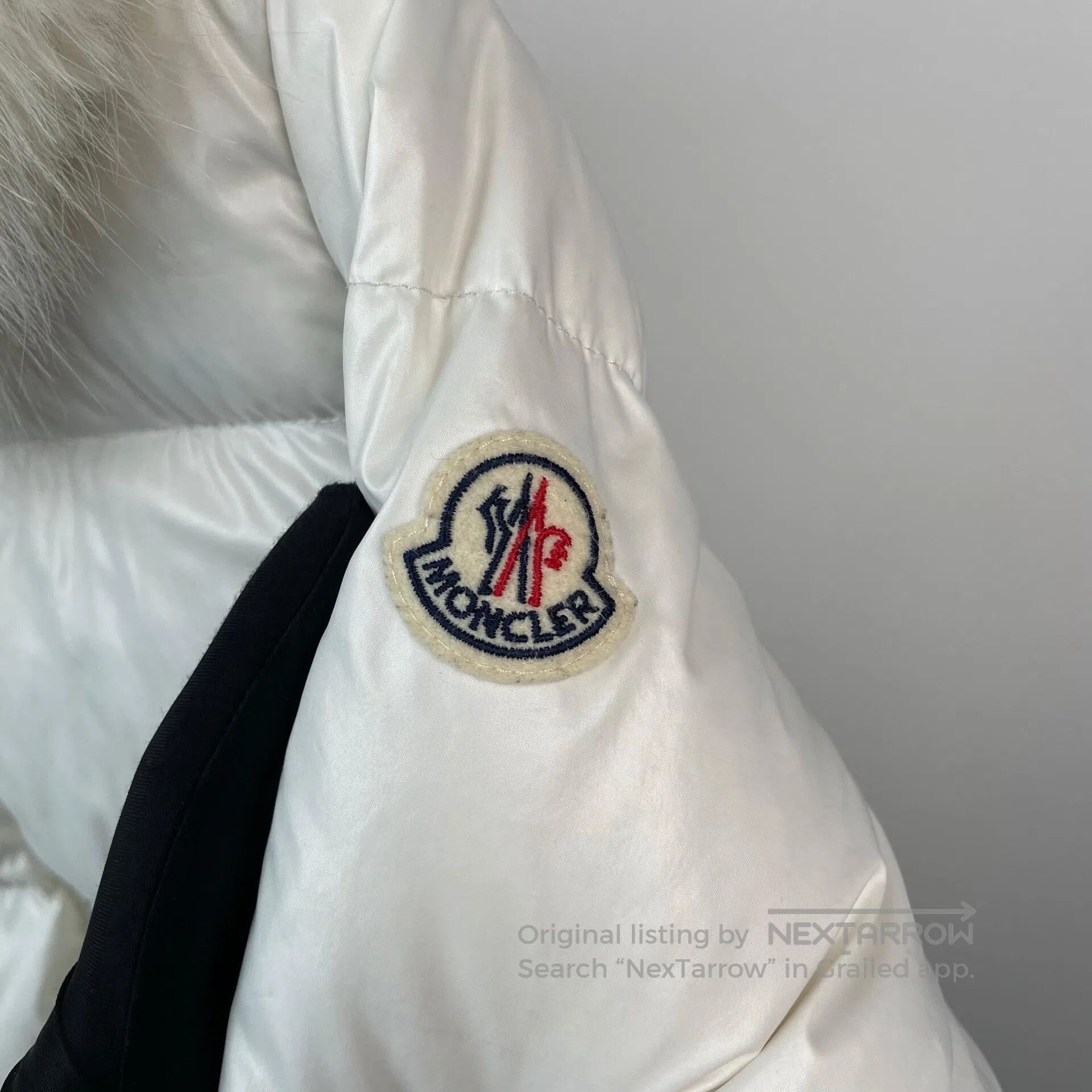 Moncler Moncler White Big Fur Collar Down Jacket| Size L / US 10 / IT 46 - 3 Thumbnail