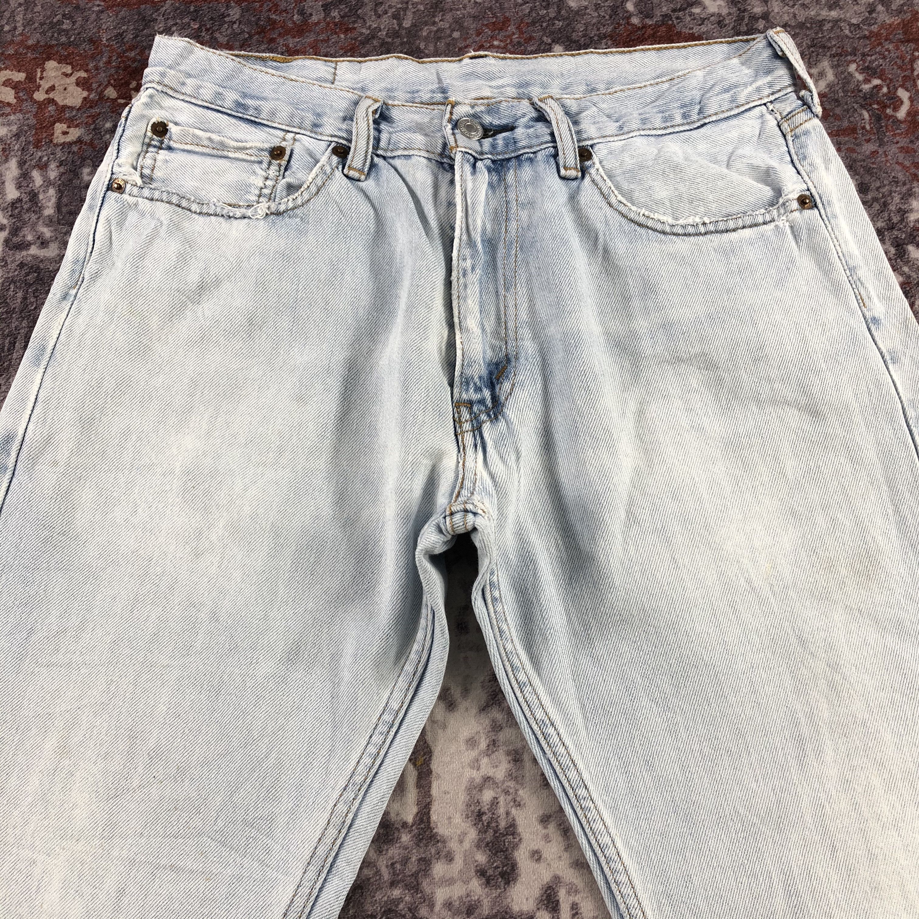 Levi's × Vintage Vintage Light Wash Levis 505 Jeans-JM3173 Size US 31 - 3 Thumbnail