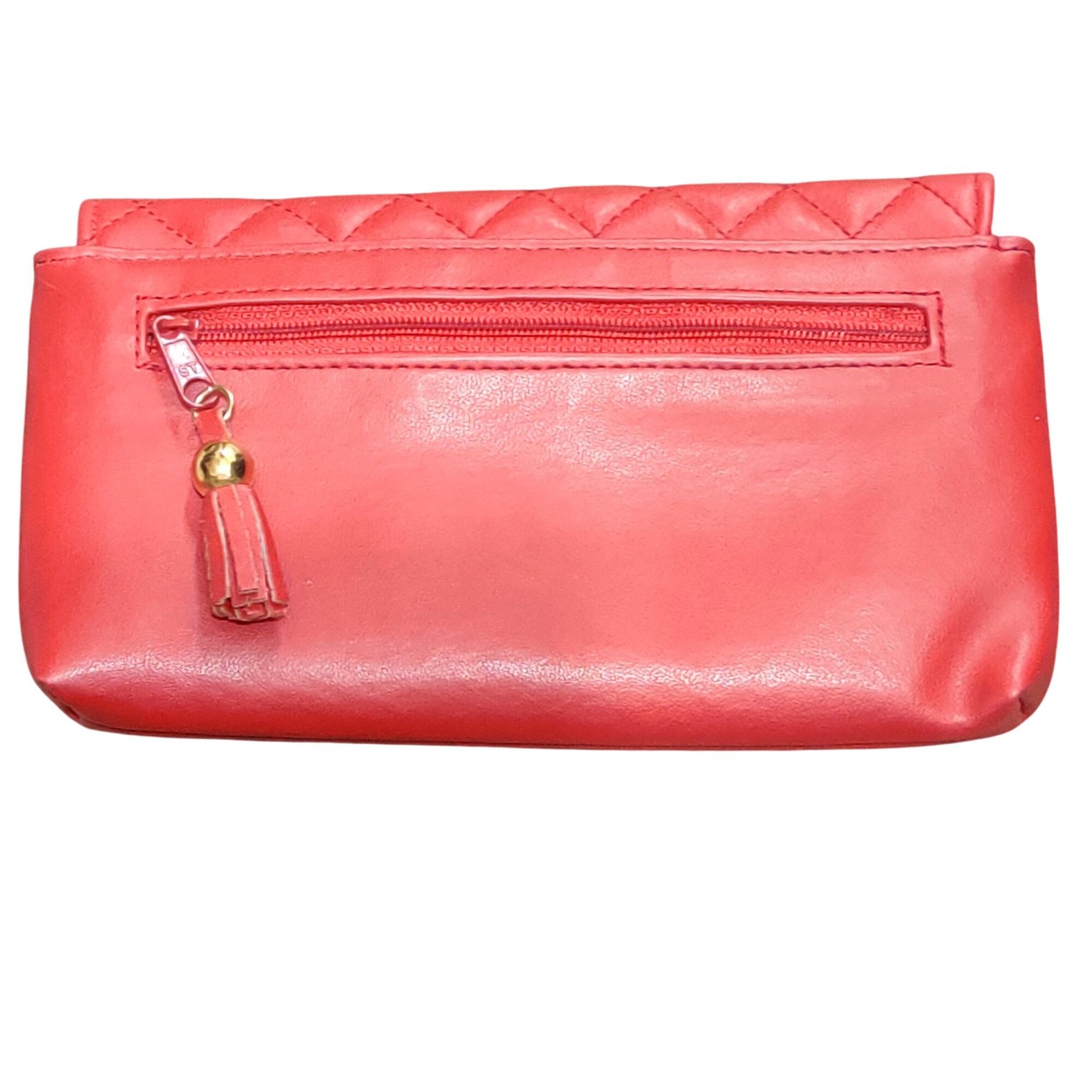 Vintage Lofthouse Vintage Red Quilted Clutch Purse Tassel Zip Key Ri Size ONE SIZE - 3 Thumbnail