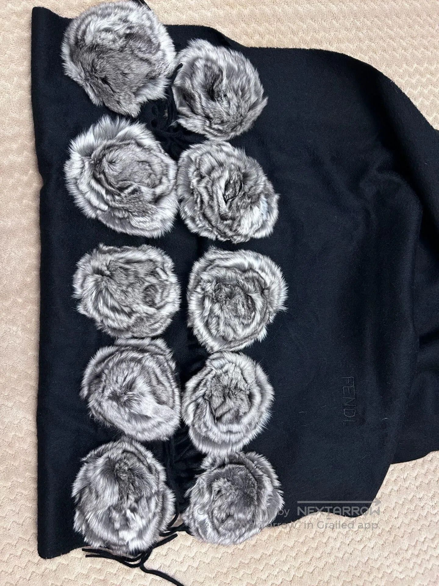Fendi Fendi Totoro Cashmere Shawl. Size ONE SIZE - 5 Thumbnail