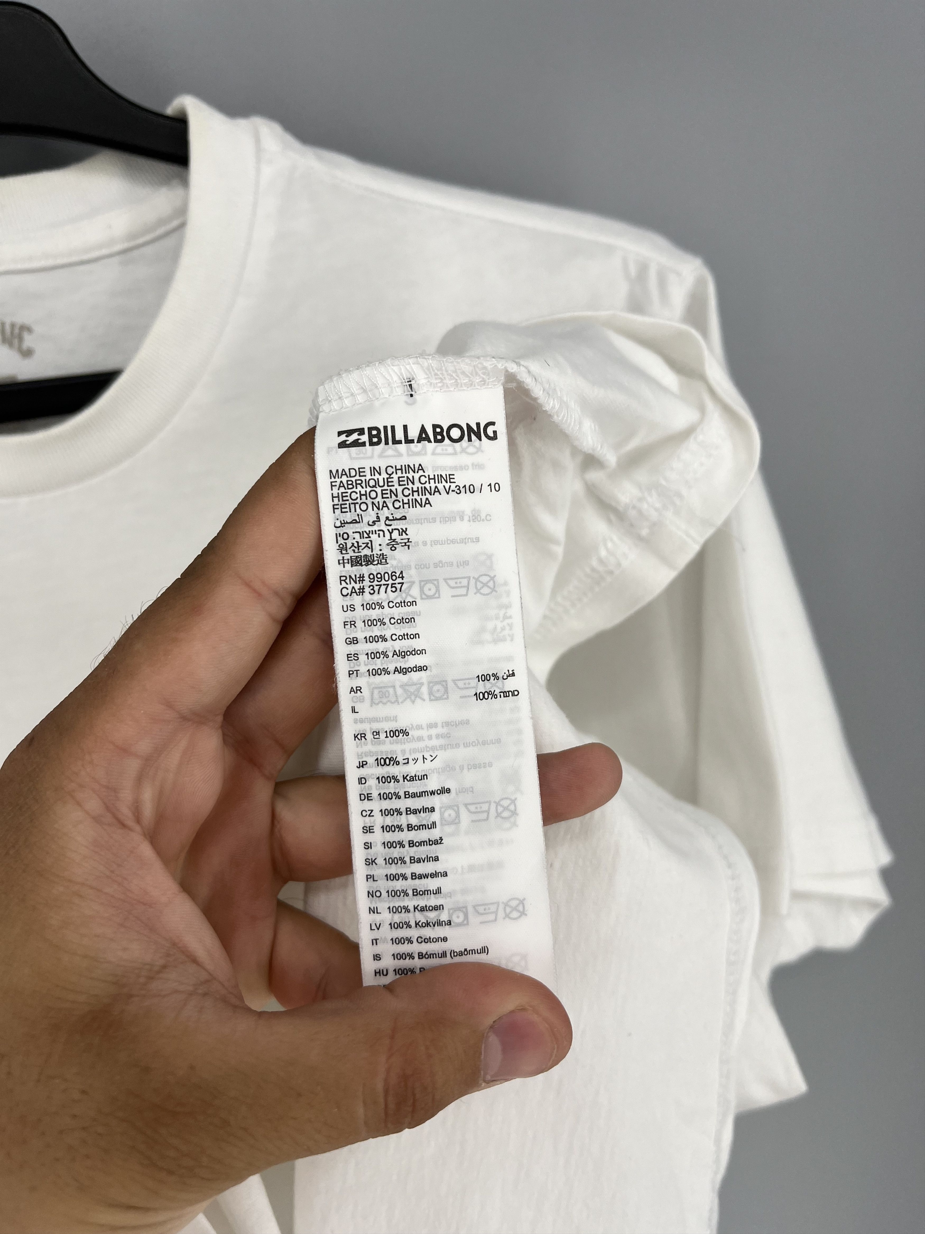 Billabong Vintage Billabong Mini Logo Australia White shirt Surf Wear Size US M / EU 48-50 / 2 - 10 Thumbnail