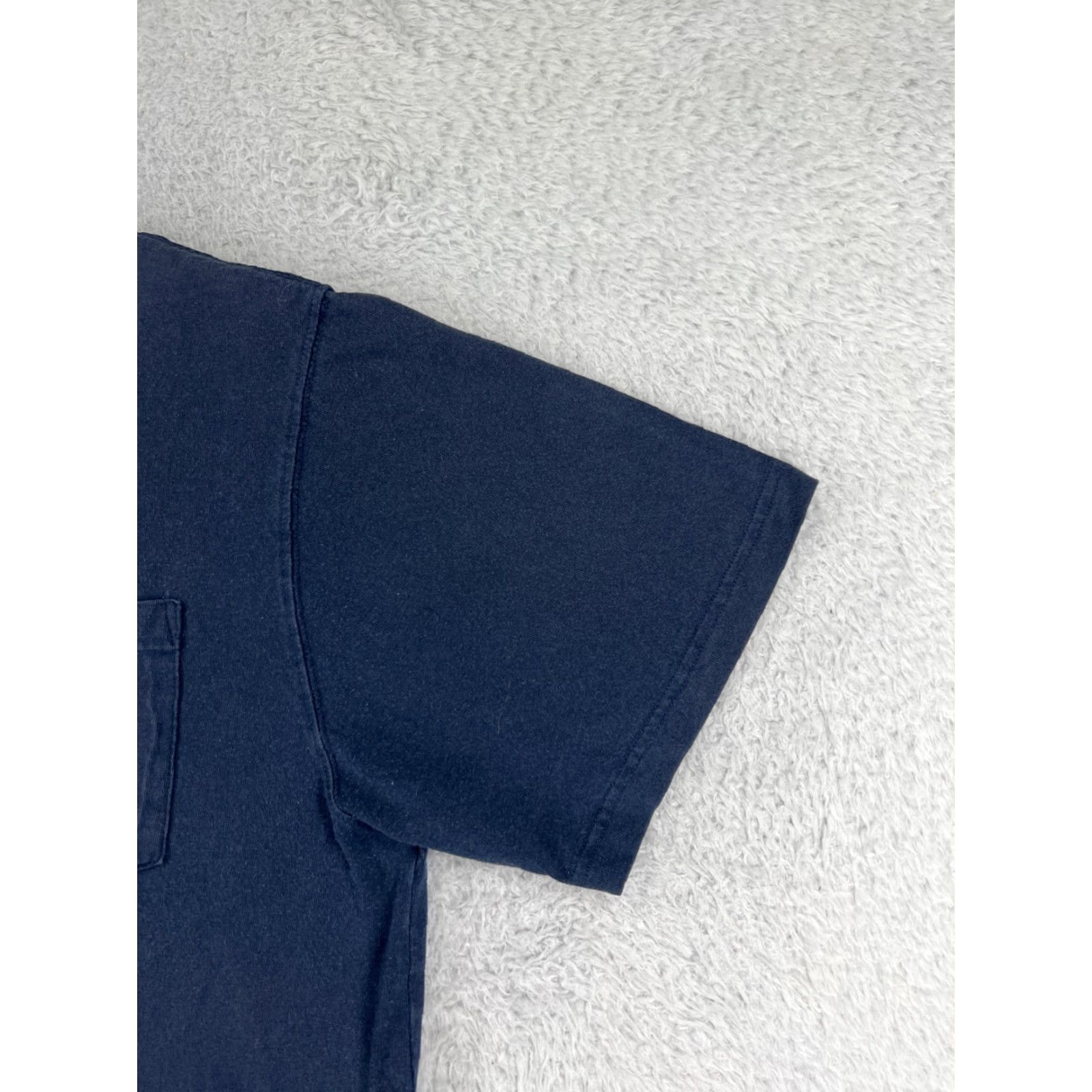 Carhartt VINTAGE Carhartt Shirt Men XL Navy Blue Short Sleeve Pocket Crew Neck Cotton Size US XL / EU 56 / 4 - 7 Thumbnail