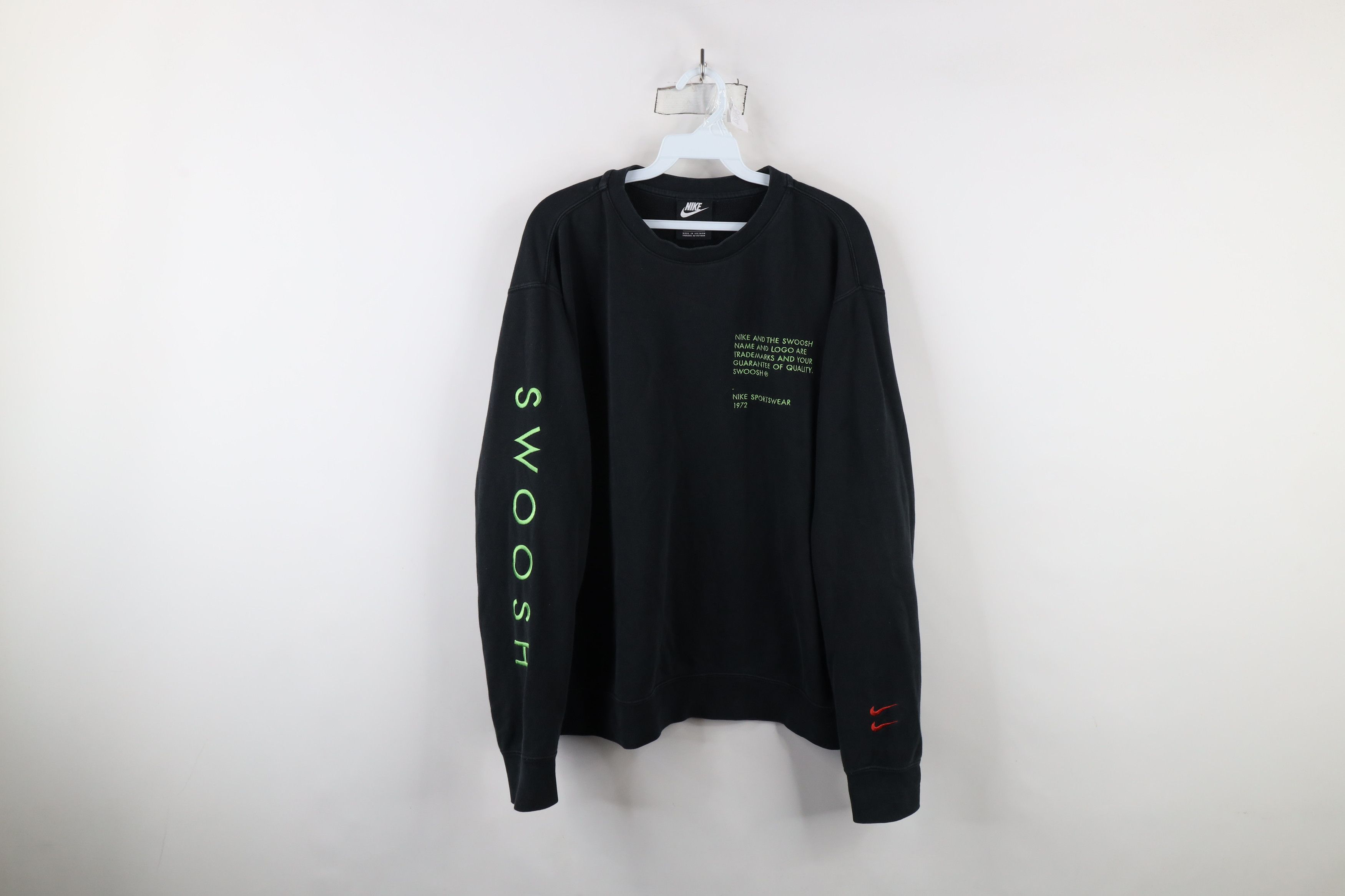 Nike Vintage Y2K Nike Sportswear Spell SBB Crewneck Sweatshirt Size US L / EU 52-54 / 3 - 1 Thumbnail