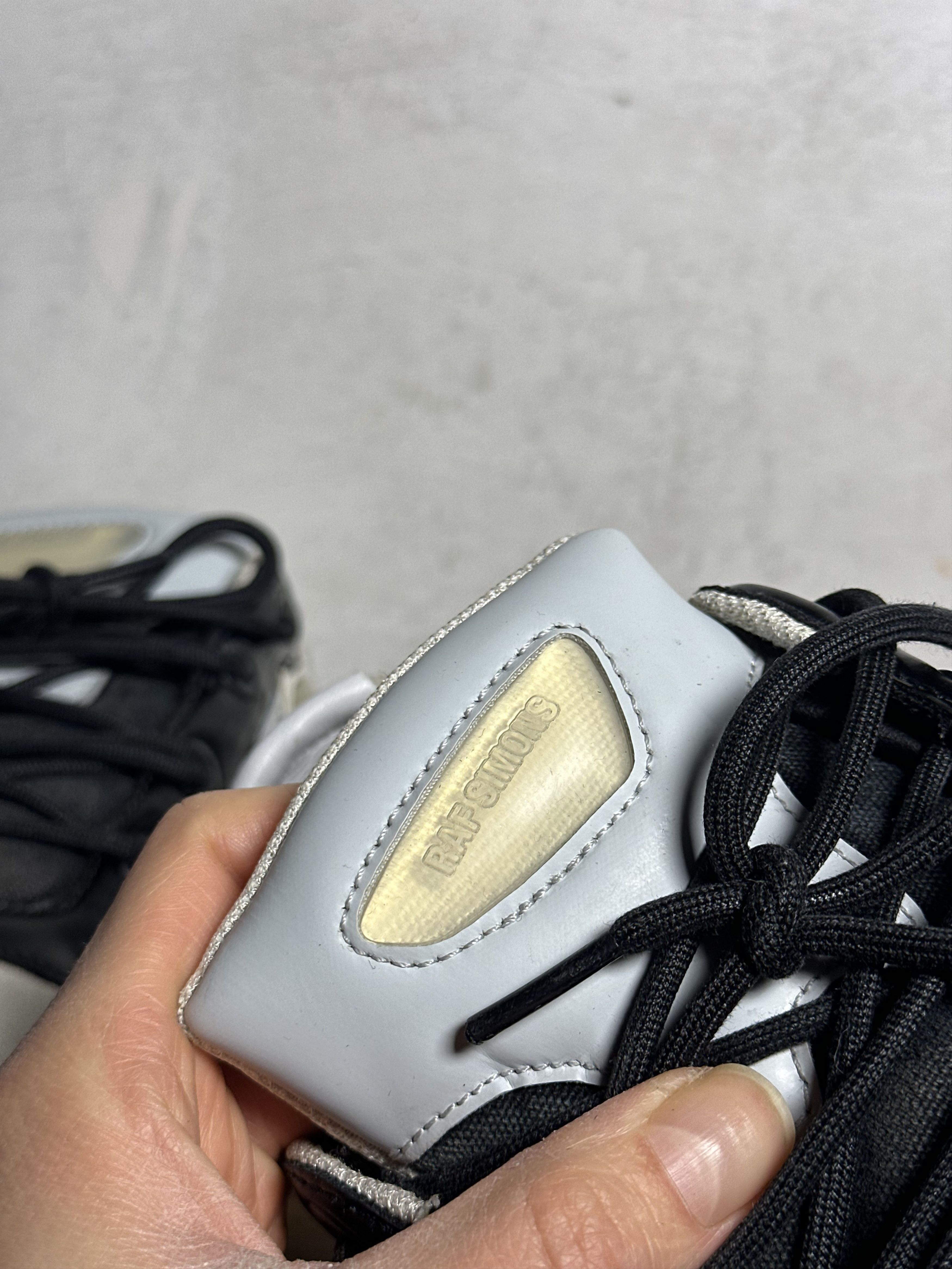 Adidas × Raf Simons Adidas by Raf Simons Ozweego 3 Cream White Sneakers Size US 10.5 / EU 43-44 - 10 Thumbnail