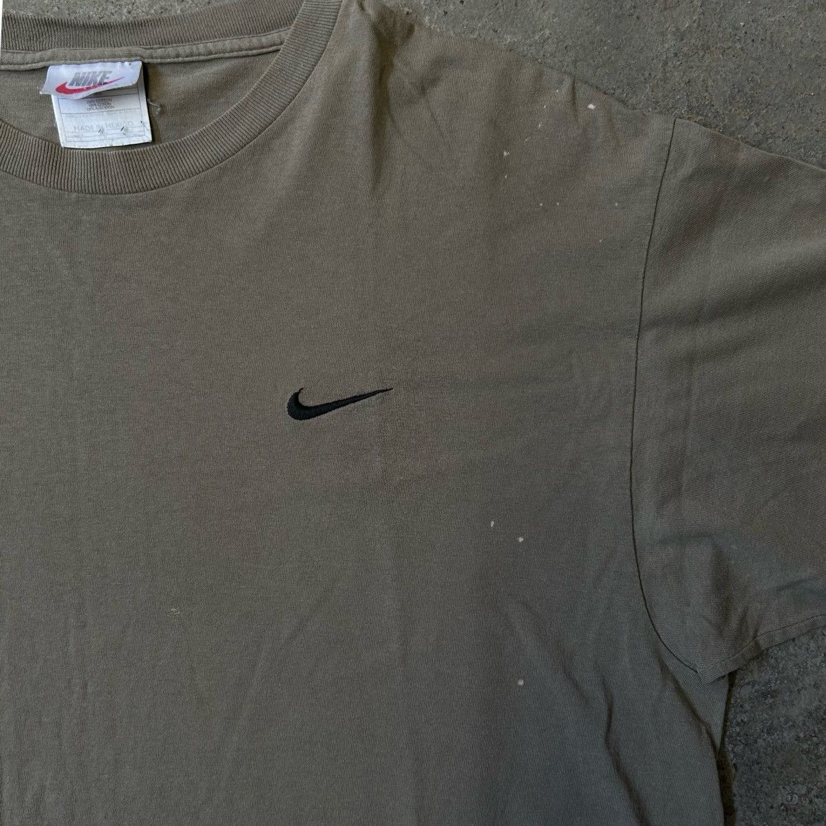 Jordan Brand × Nike × Vintage 1998 Nike Logo Vintage Grey T-Shirt Size US L / EU 52-54 / 3 - 2 Thumbnail
