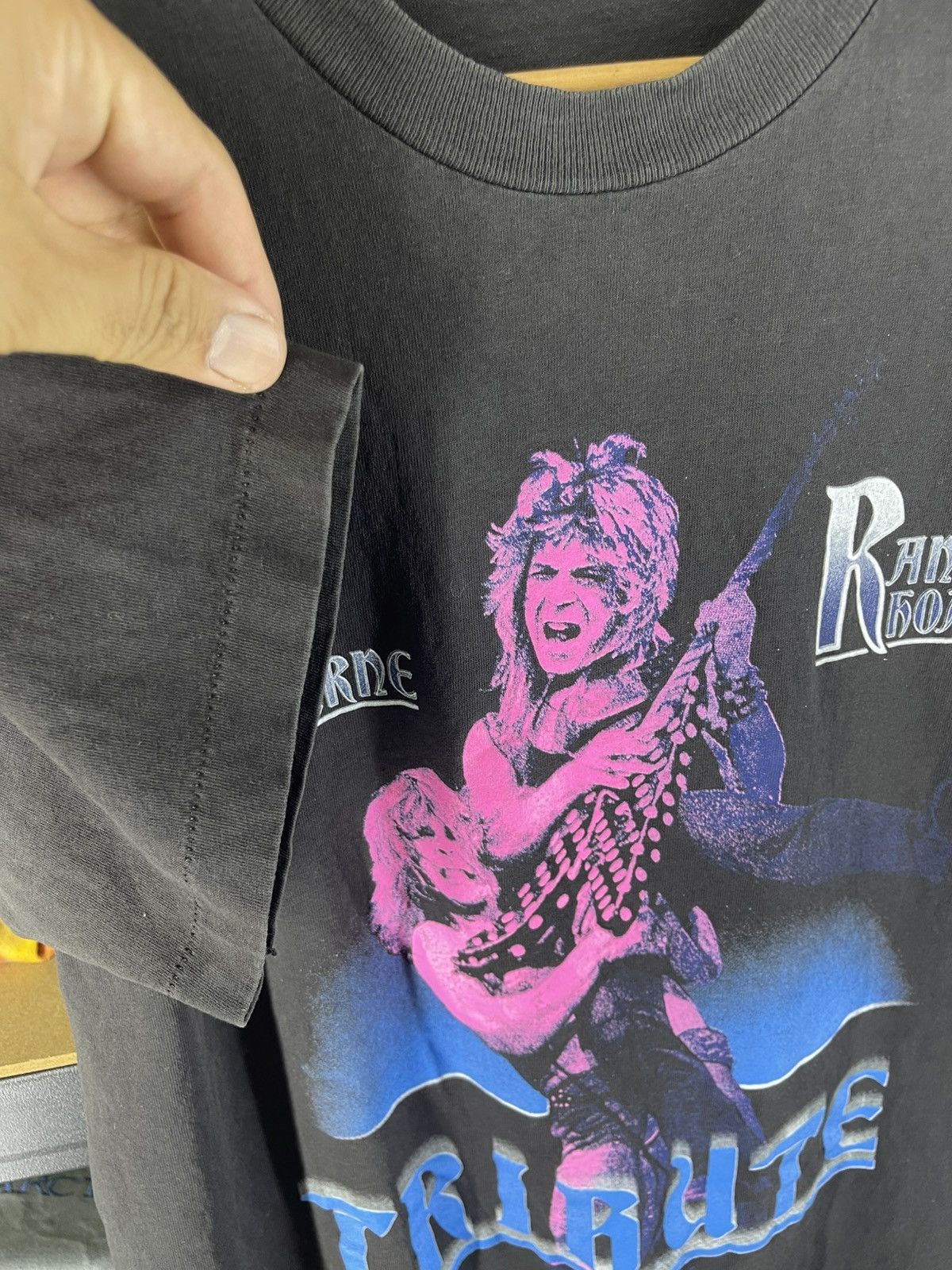 Band Tees Thrashed Vtg Ozzy Osbourne and Randy Rhoads "Tribute" shirt Size US M / EU 48-50 / 2 - 3 Thumbnail