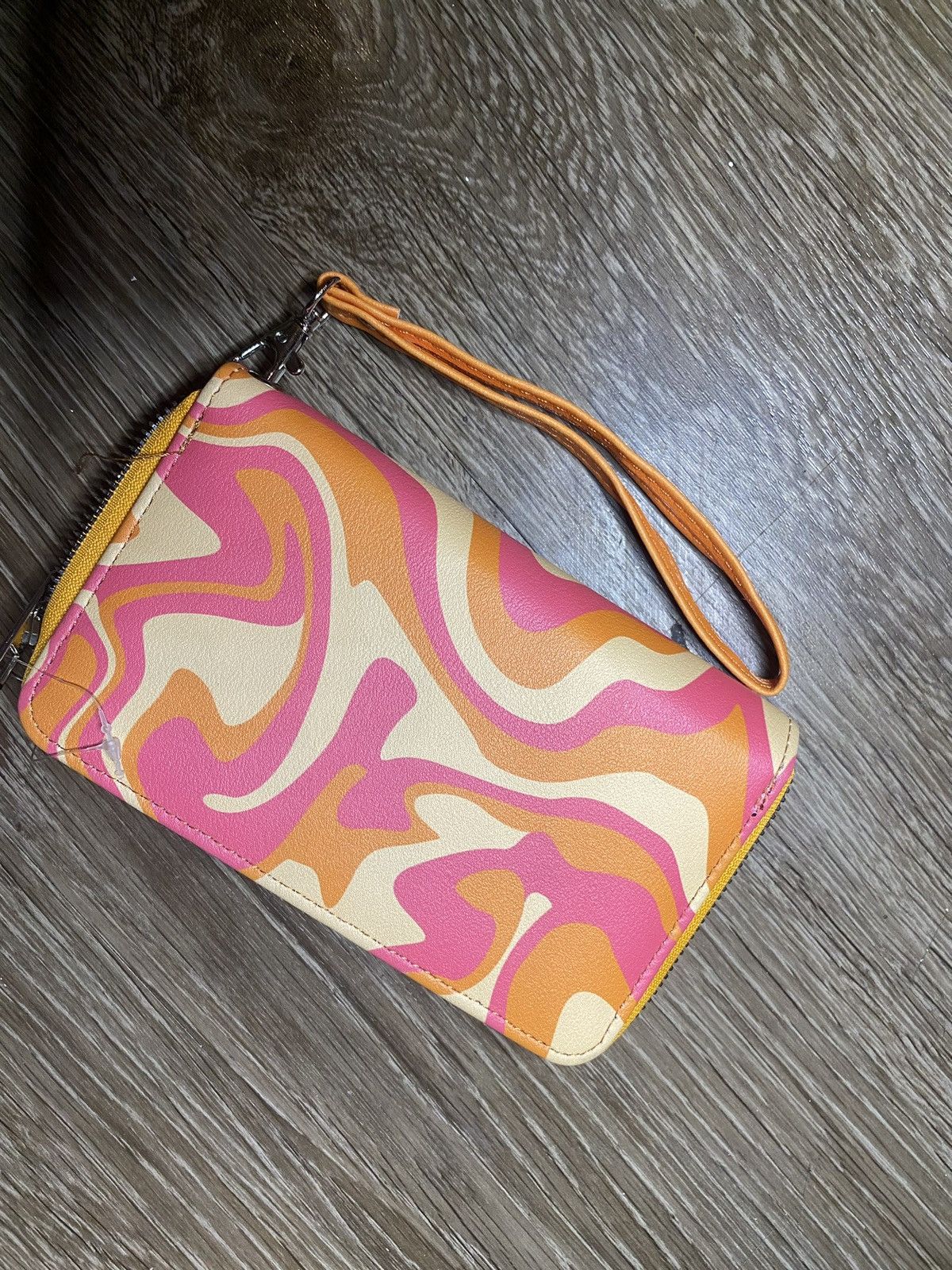 Vintage Wristlet Size ONE SIZE - 1 Thumbnail