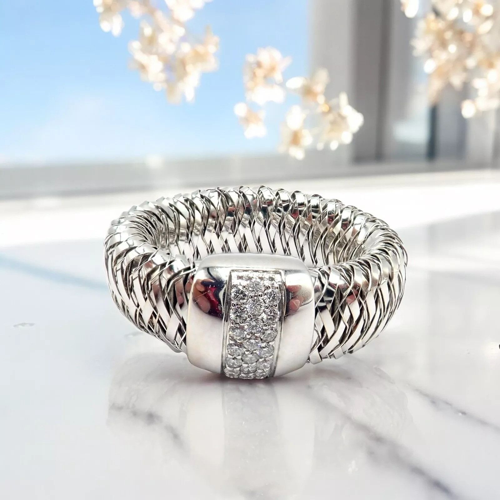 Vintage 18k White Gold Diamond Flexible 10mm Ring Size ONE SIZE - 2 Thumbnail