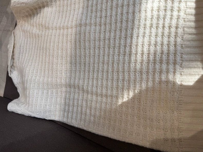 Loro Piana LORO PIANA White waffle, high collar cashmere sweater Size XS / US 0-2 / IT 36-38 - 5 Thumbnail