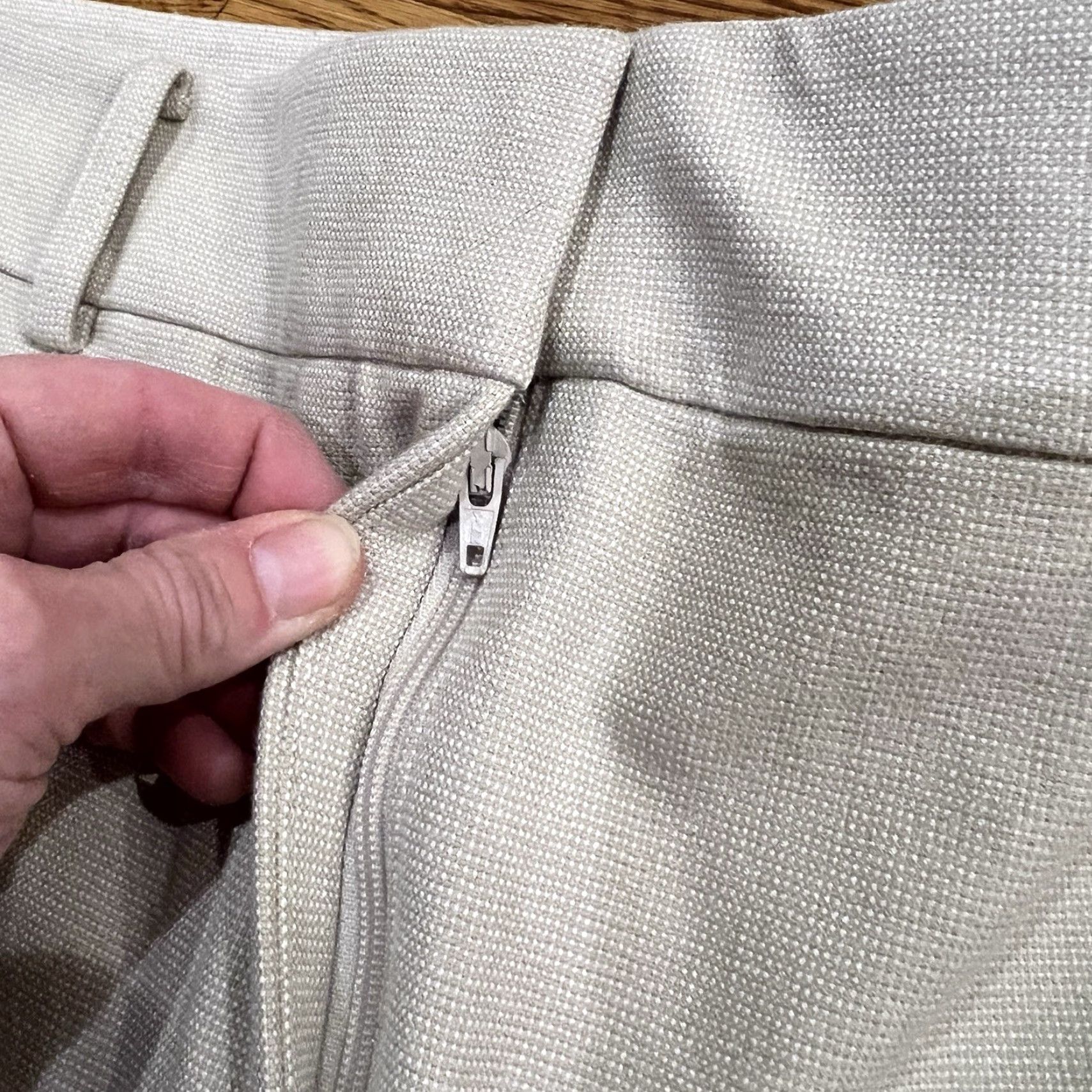 Loft LOFT NWT Pants Womens 14 Sutton Flare Dress Pants Beige High Rise Flat Front Zip 30 Inseam Pockets Easy Care Preppy City Workwear Mens? Girls? Wait. Size 36" / US 14 / IT 50 - 6 Thumbnail