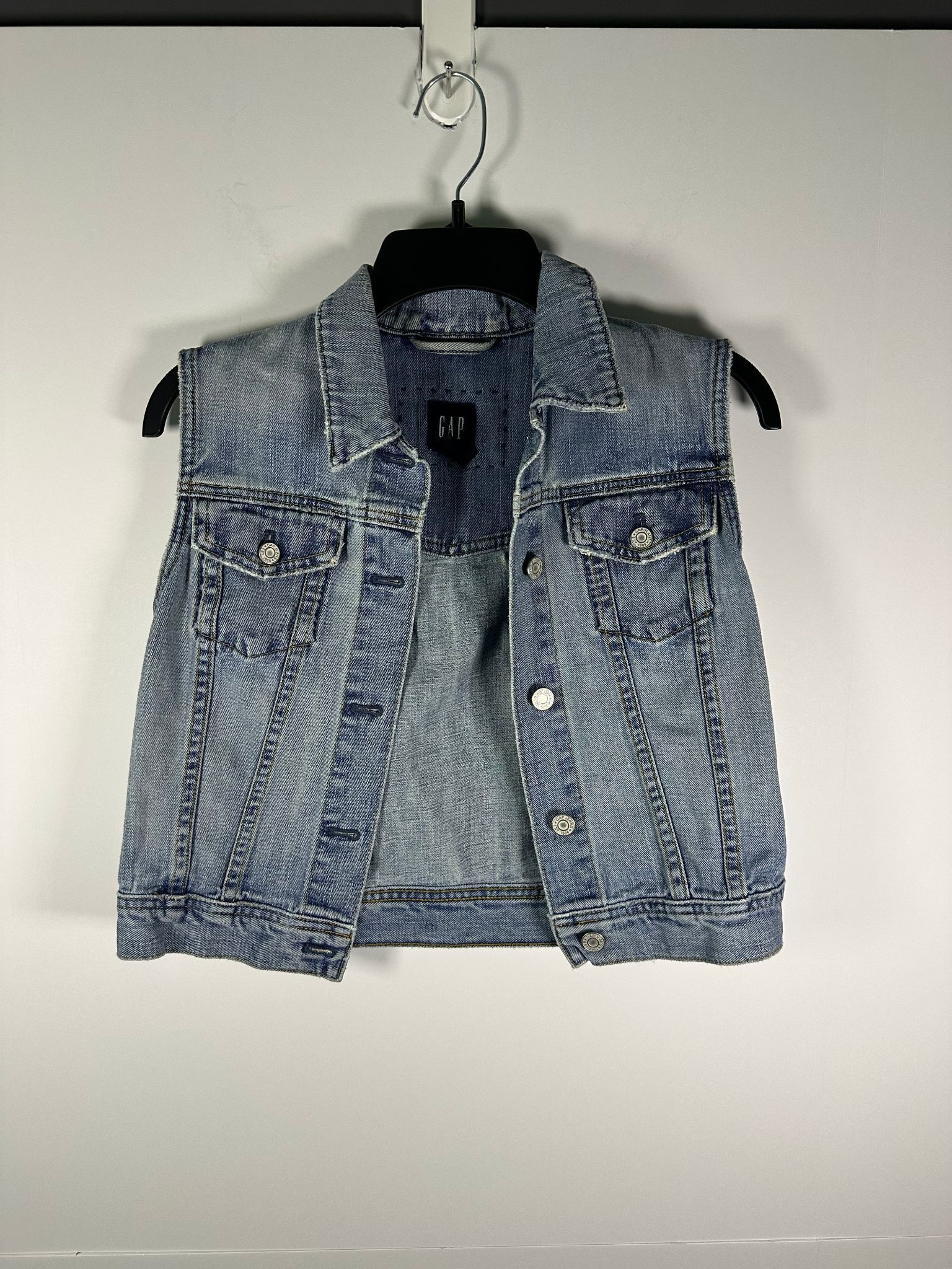Gap GAP Denim Vest Womens M Faded Light Wash Button Front Size M / US 6-8 / IT 42-44 - 1 Thumbnail