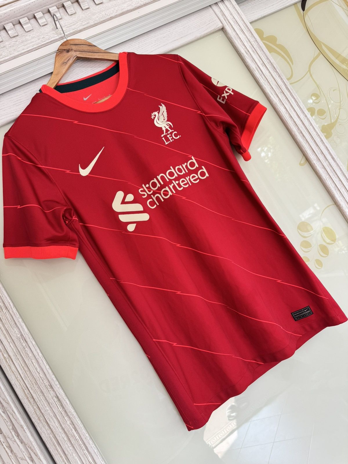 Nike Liverpool 2021-2022 Home Soccer Jersey Football Kit Shirt Size US S / EU 44-46 / 1 - 4 Thumbnail