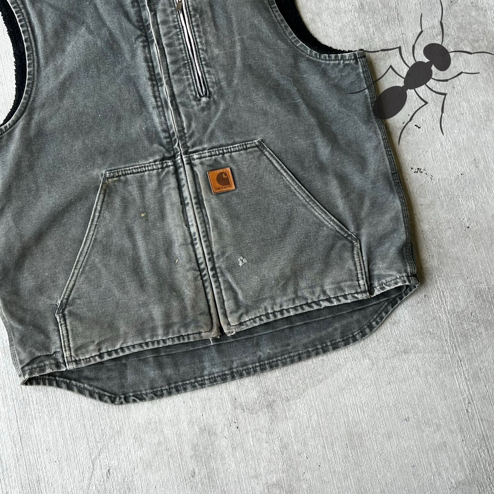 Carhartt × Vintage Carhartt V33 faded black work wear vest Size US M / EU 48-50 / 2 - 4 Thumbnail