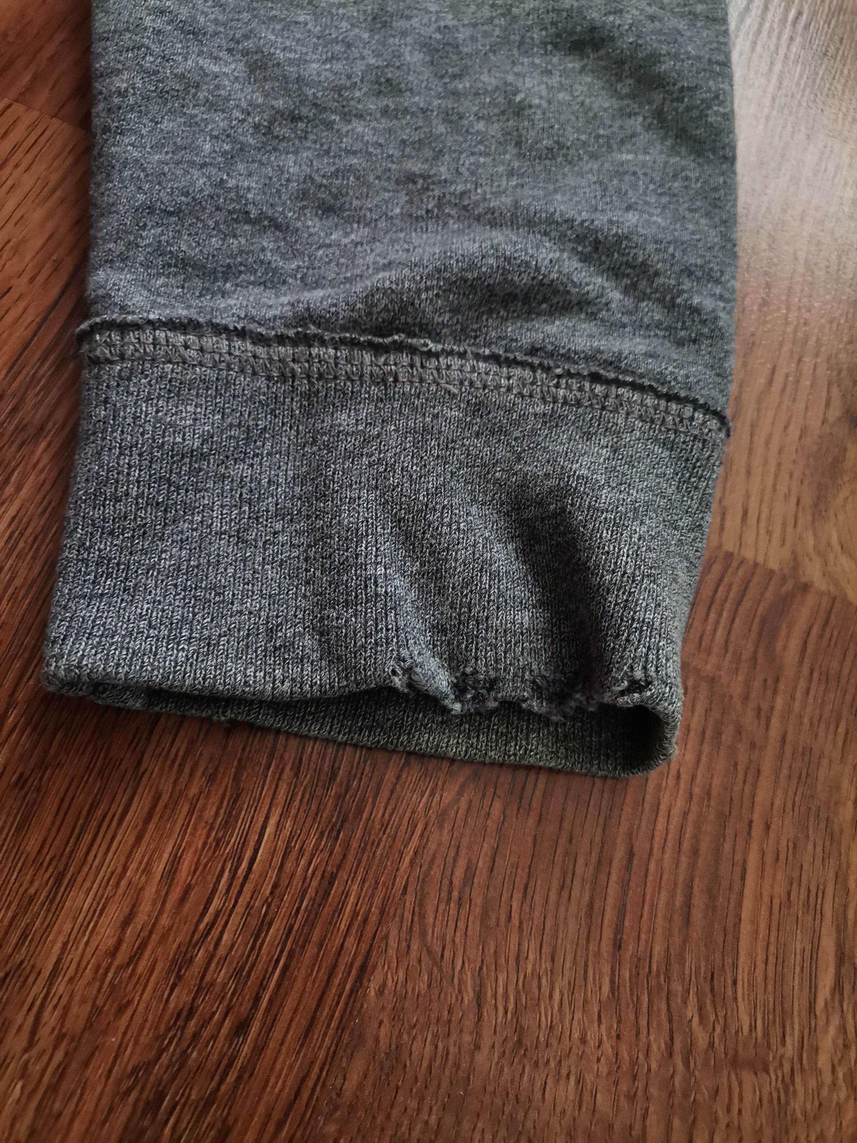 Abercrombie & Fitch Abercrombie & Fitch Distressed Sweatshirt Size US M / EU 48-50 / 2 - 3 Thumbnail