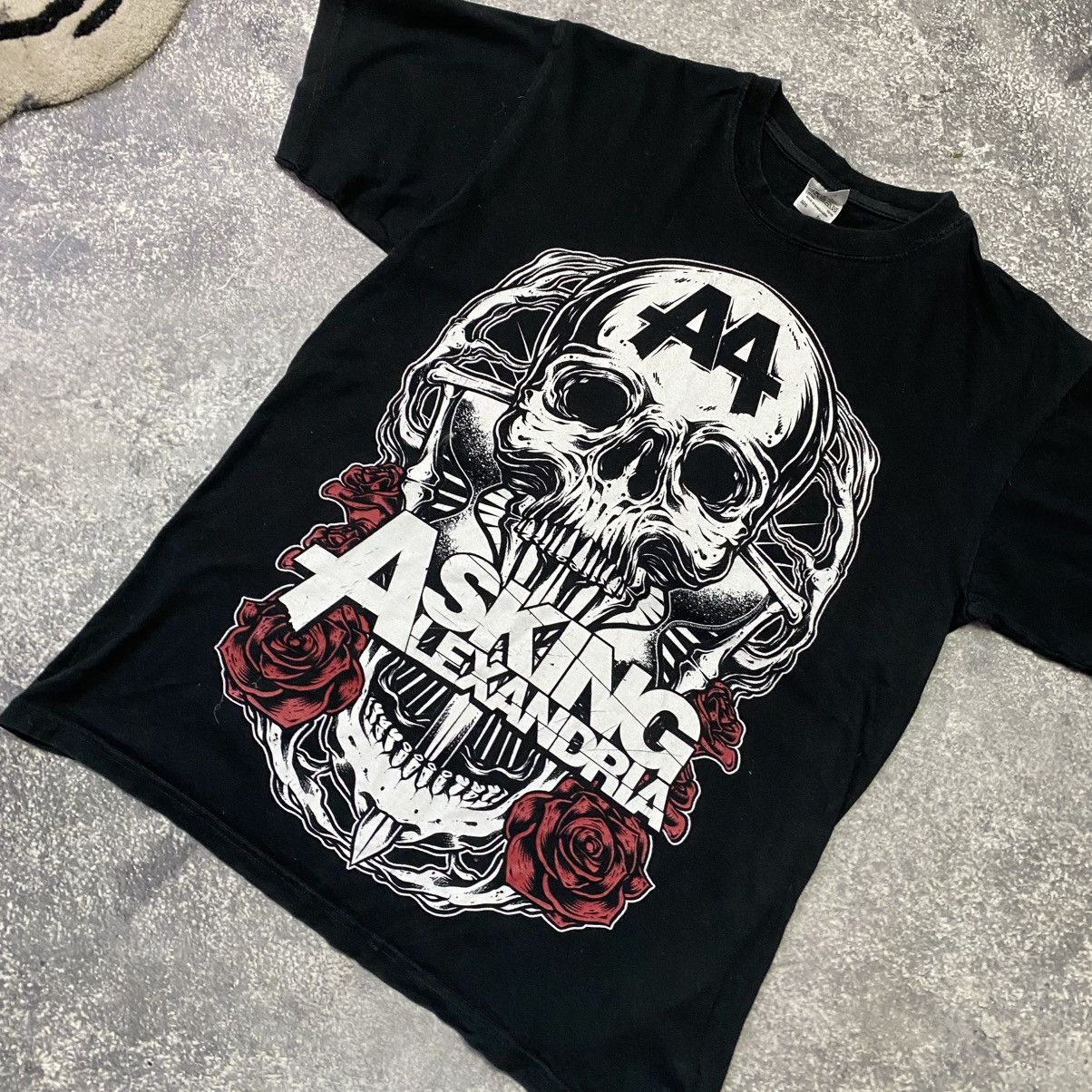 Band Tees Vintage Asking Alexandria Big Graphic logo 2000’s tee size S Size US S / EU 44-46 / 1 - 2 Thumbnail