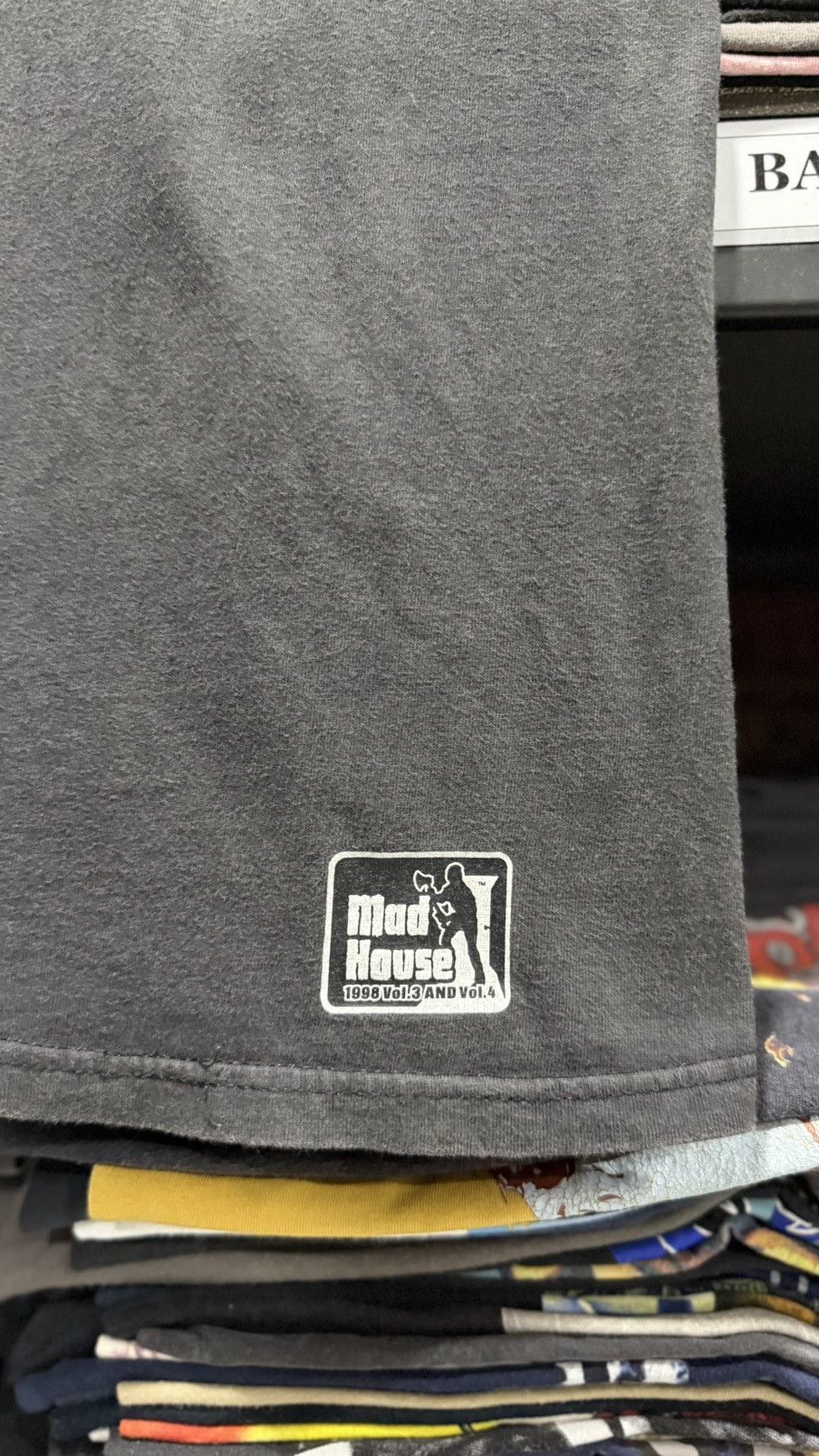 Vintage Vintage 90s Mad House Art Studio Faded Tee Size US M / EU 48-50 / 2 - 7 Thumbnail