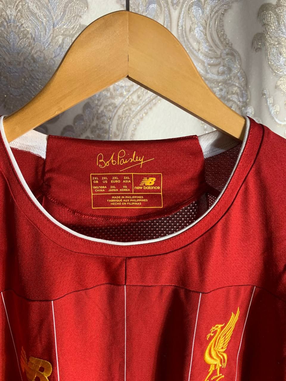 New Balance VINTAGE NEW BALANCE FC LIVERPOOL ENGLAND SOCCER JERSEY Y2K Size US XXL / EU 58 / 5 - 5 Thumbnail