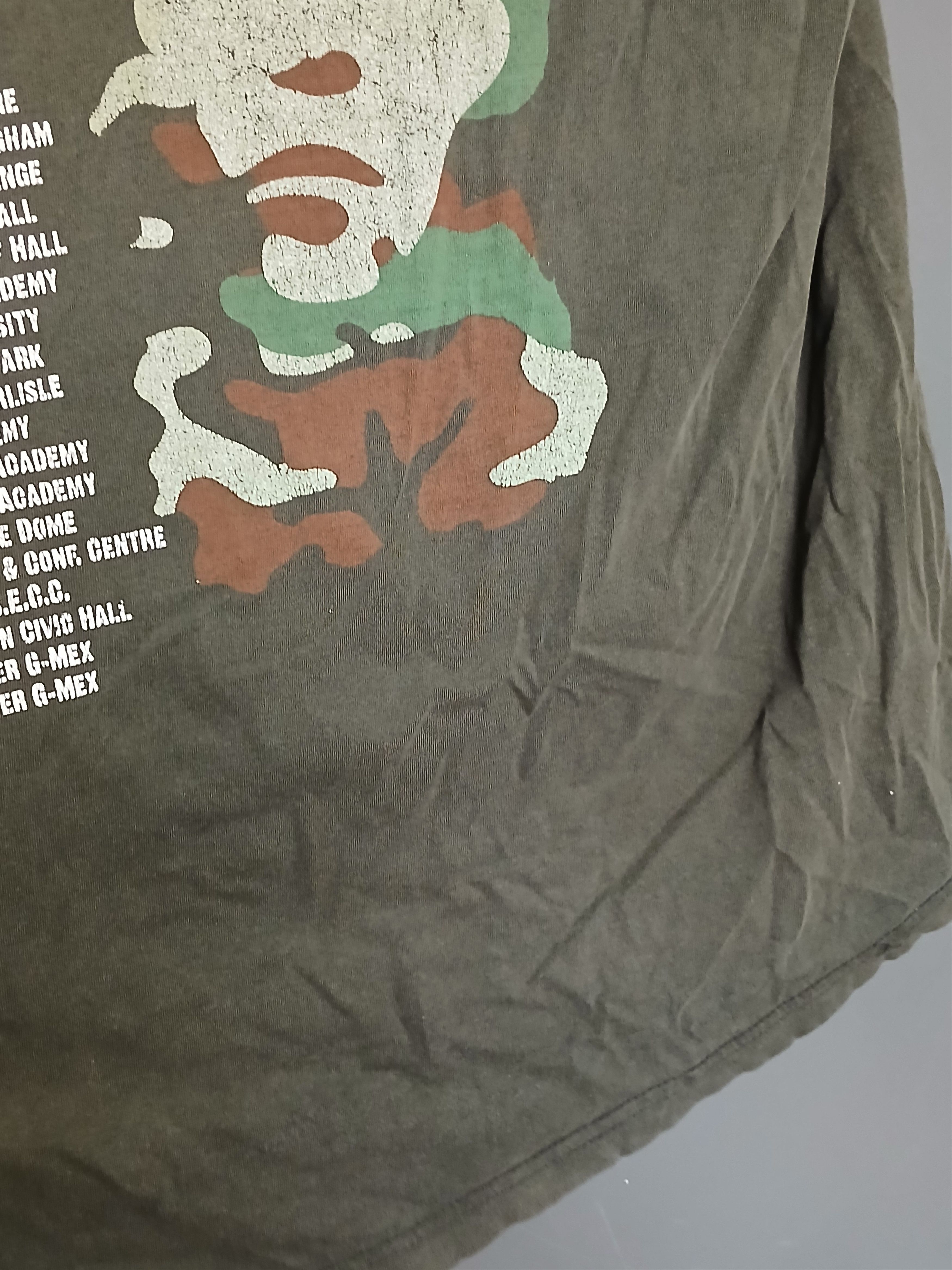 Band Tees × Vintage Vintage 2007 Ian Brown The World Is Yours T-Shirt Size US L / EU 52-54 / 3 - 12 Thumbnail