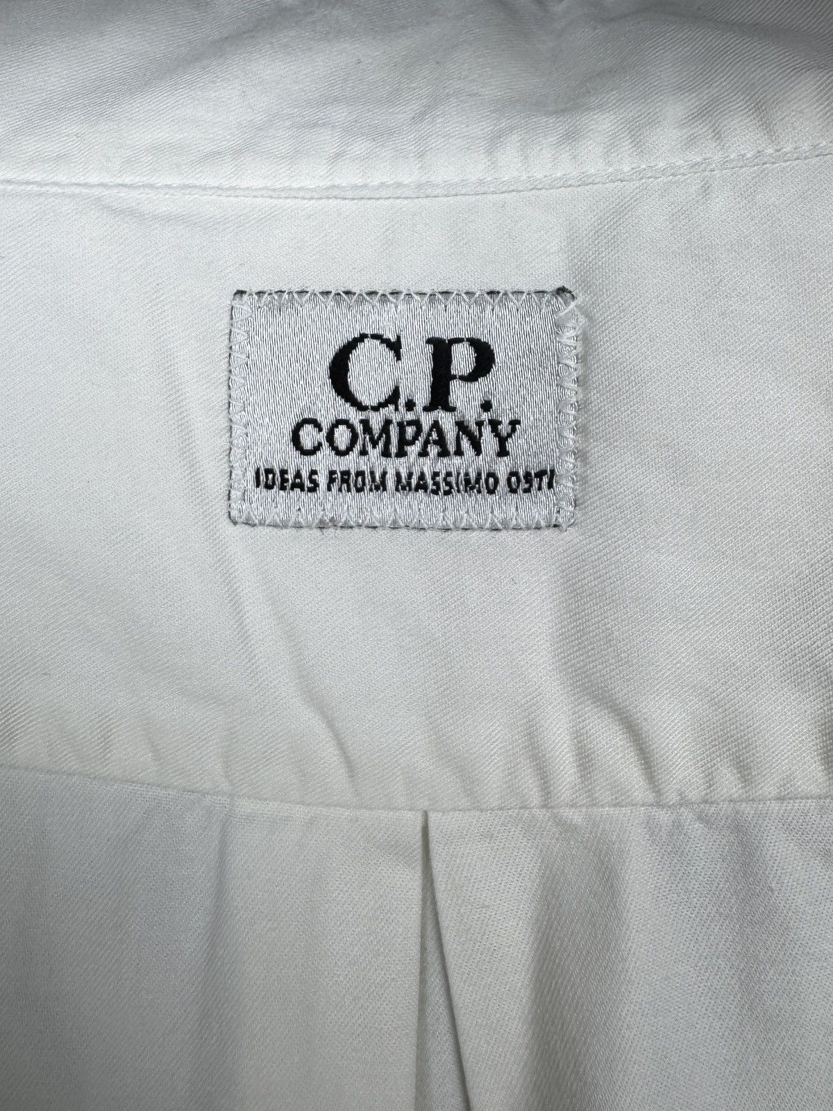 C.P. Company C.P. COMPANY Ideas from Massimo Osti White Shirt Italy Made Size US L / EU 52-54 / 3 - 9 Thumbnail