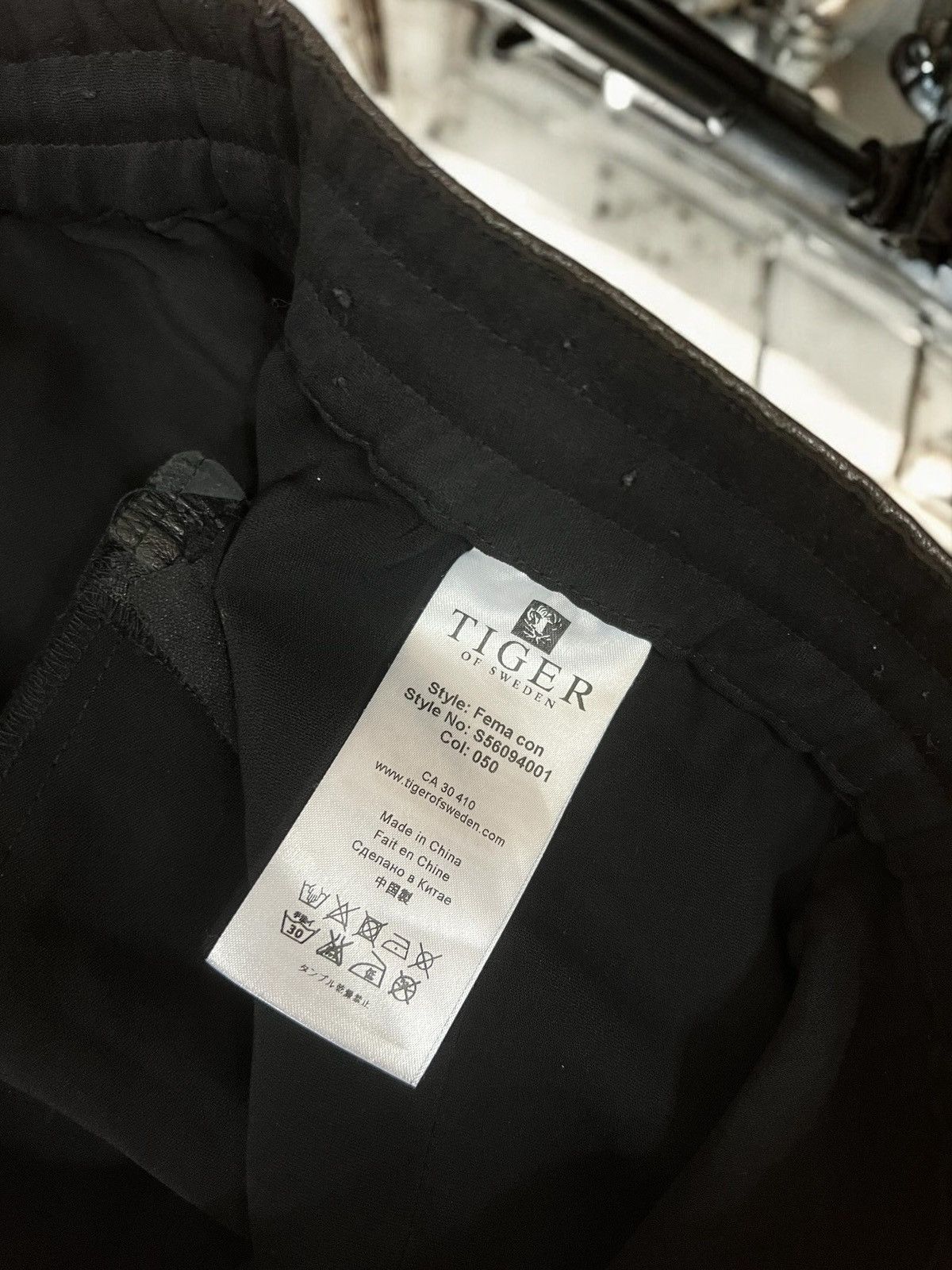 Tiger of Sweden Tiger of Sweden Fema con black viscose pants size L Size 30" / US 8 / IT 44 - 6 Thumbnail