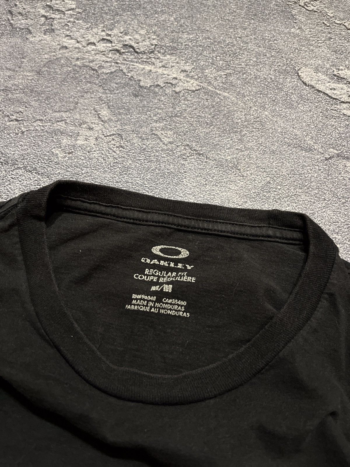 Japanese Brand × Oakley × Vintage Mens Vintage Oakley T-shirt Centre Logo Japanese Style Y2K Size US M / EU 48-50 / 2 - 4 Thumbnail