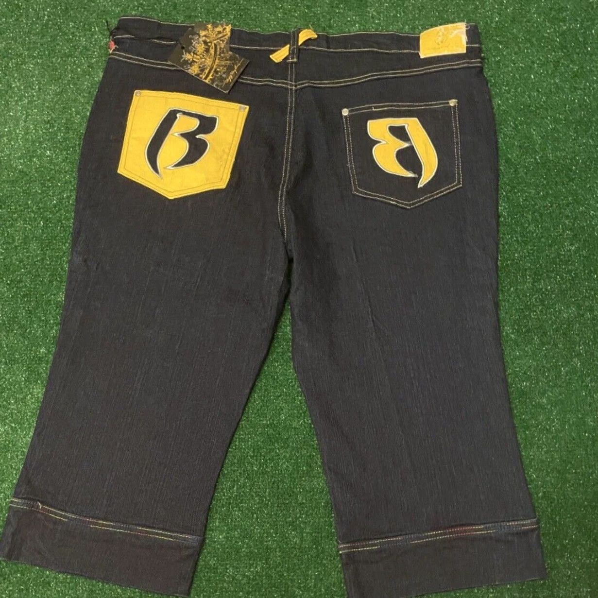 Vintage VINTAGE Ruff Ryders DMX Baggy Hip Hop Grunge Jeans Capris Womens Size 20 NWT Blue Capri Jeans Capris Hip Hop Grunge Y2K Pockets Womens Raff Ryders? Size 42" / US 20 - 2 Thumbnail