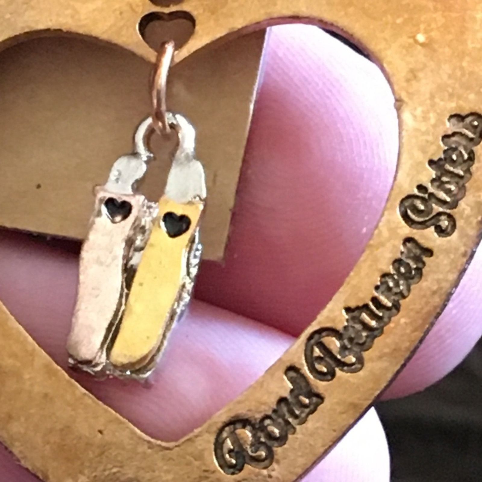 Vintage Vintage repurpose aged gold heart drop earrings Size ONE SIZE - 3 Thumbnail