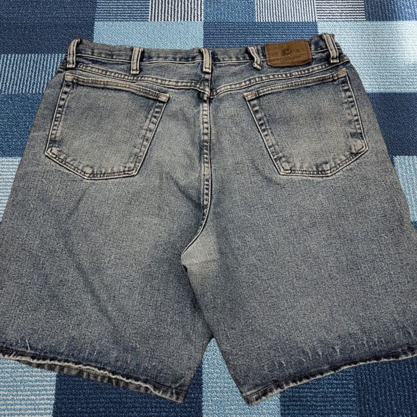 Wrangler Wrangler Denim 36 Mens Relaxed Fit 9" Shorts Bermuda Jorts Distressed Denim Blue Light Wash 5 Pocket Cargo Workwear Casual Outdoor Mens Size US 36 / EU 52 - 1 Thumbnail