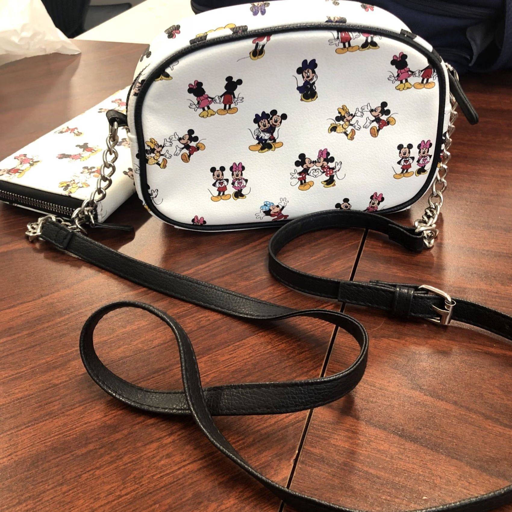 Disney Disney Wallet & Crossbody Purse Zip-Around Mickey Mouse Minnie Mouse White Womens Zip Closure Set Size ONE SIZE - 4 Thumbnail